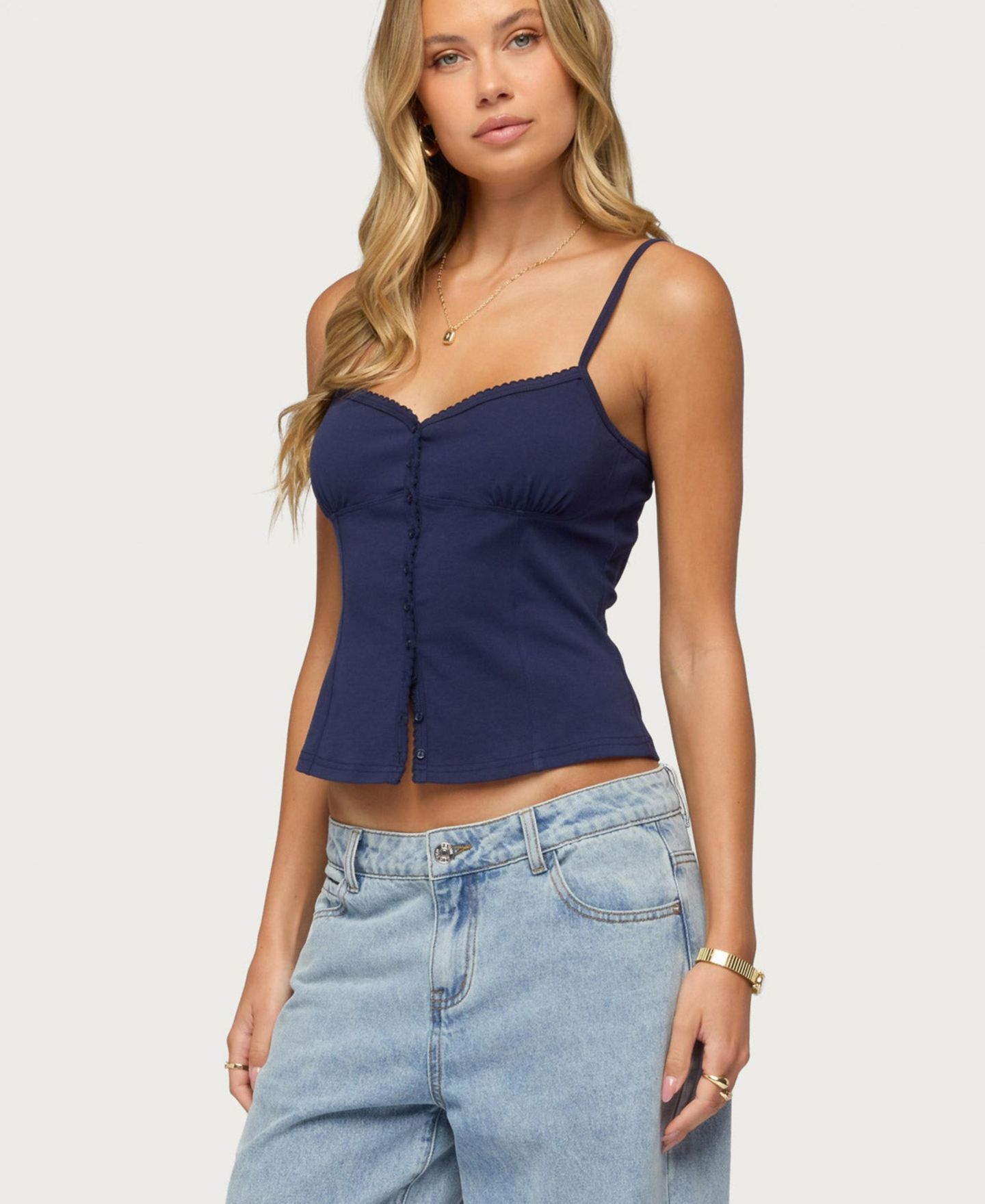 Женский топ Edikted Delia Sweetheart Button Up, цвет: Тёмно-синий — фото 4