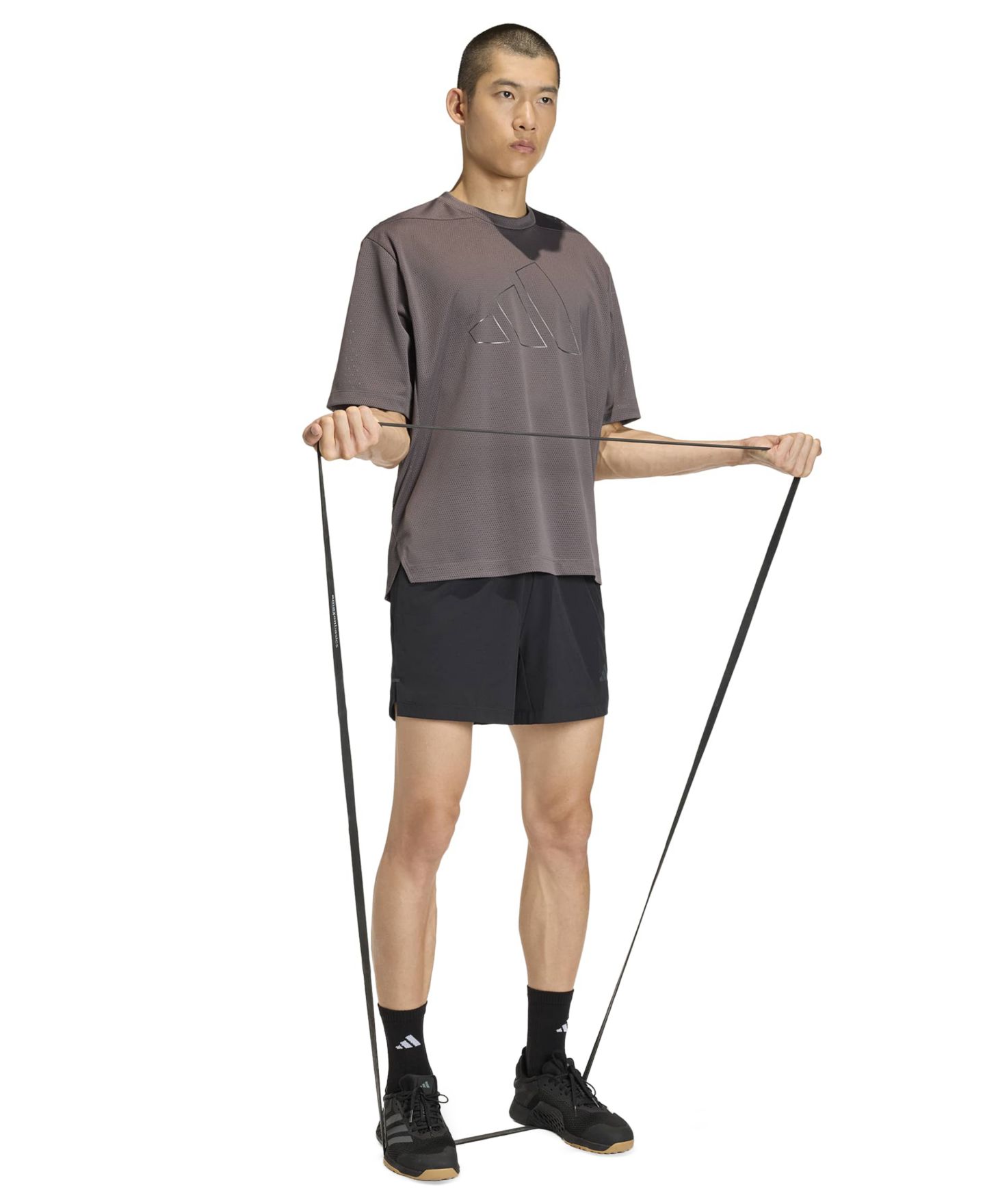 Мужские шорты adidas Designed Training Essentials Shorts, 9" inseam, цвет: Чёрный — фото 2