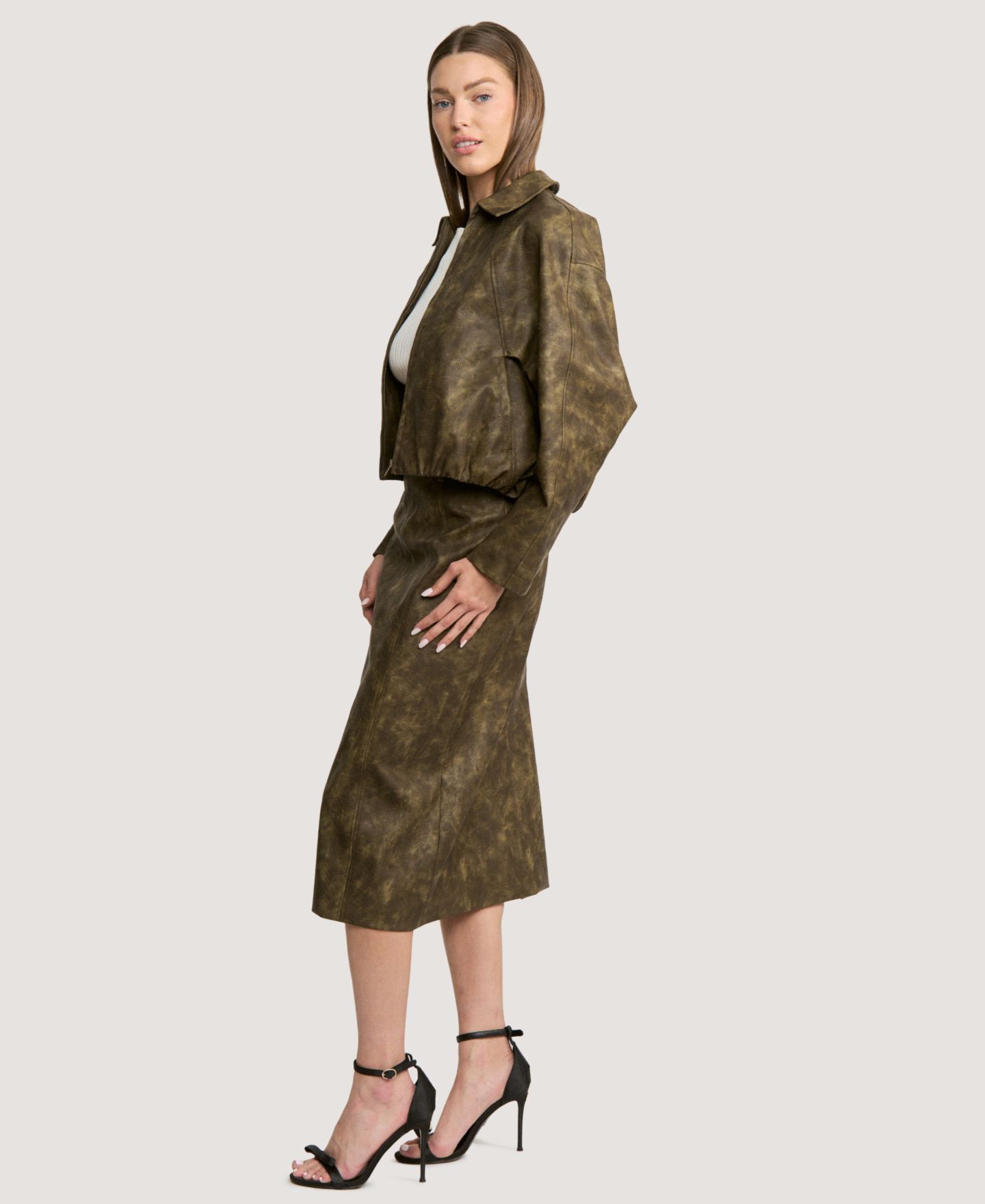 Женская куртка En Saison Margot Zipper Front, цвет: Оливковый — фото 4