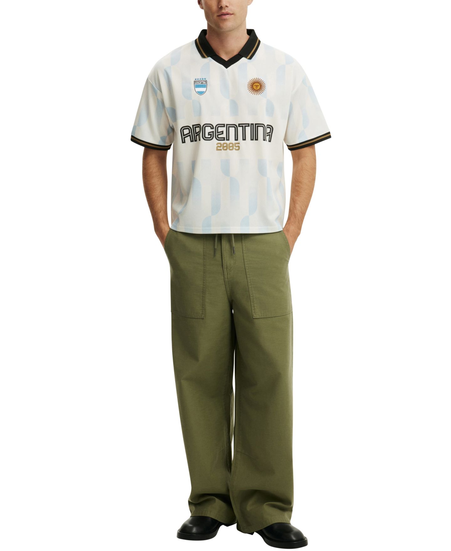Мужское поло COTTON ON Athletic Vibe Football V-Neck Polo Shirt, цвет: Синий / Argentina — фото 2