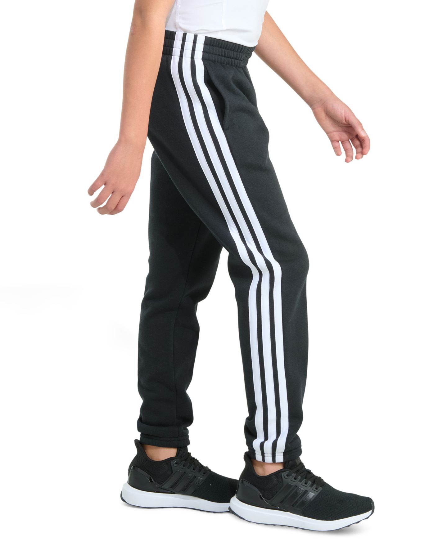 Брюки adidas Essential 3-Stripe Fleece Cuffed Jogger Pants для мальчиков, цвет: Чёрный — фото 3