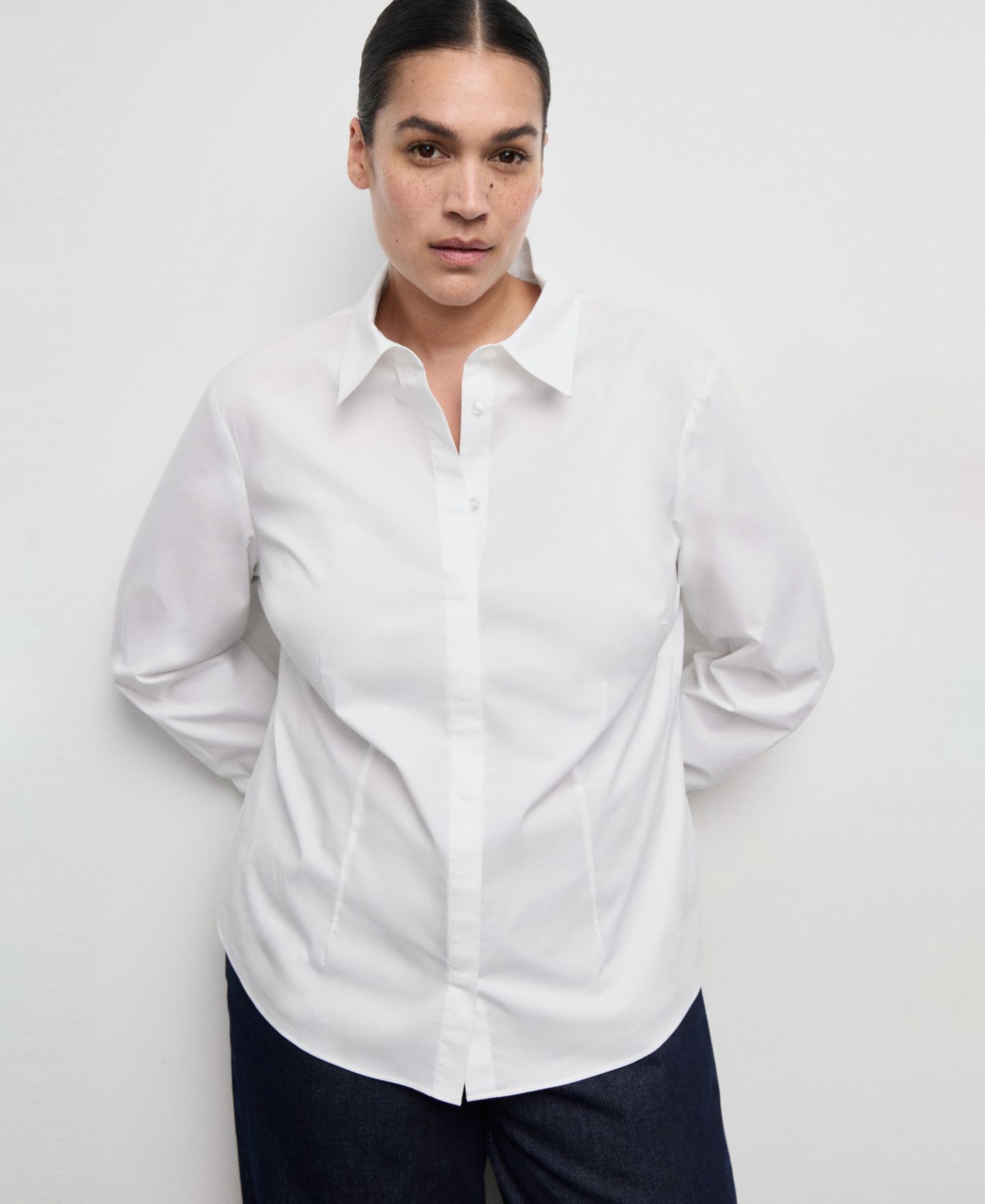 Женская рубашка Mango Slim-Fit Poplin, цвет: Белый — фото 4