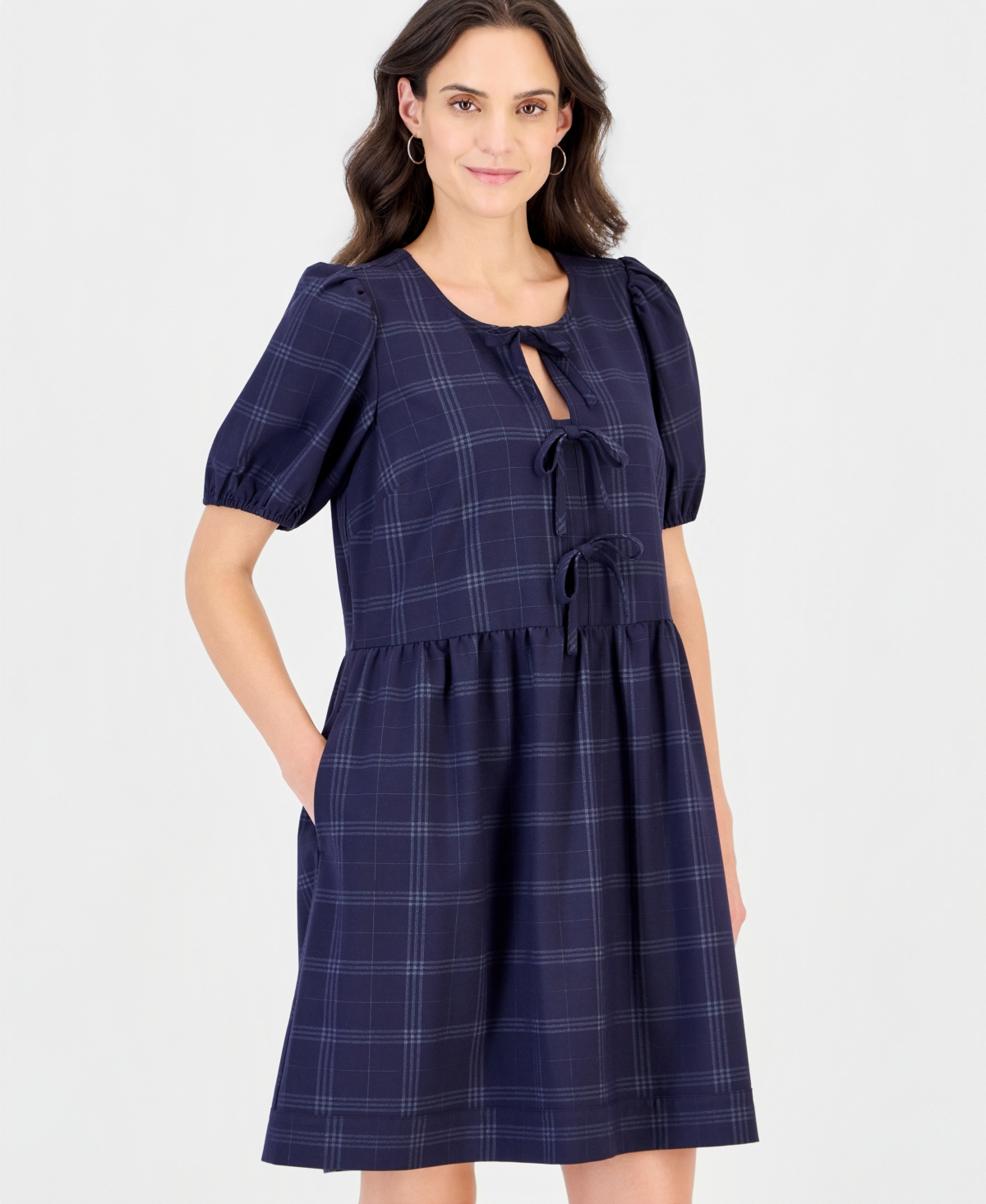 Robbie Bee Petite Candlelight Peach Crewneck Short-Sleeve Dress with Pockets