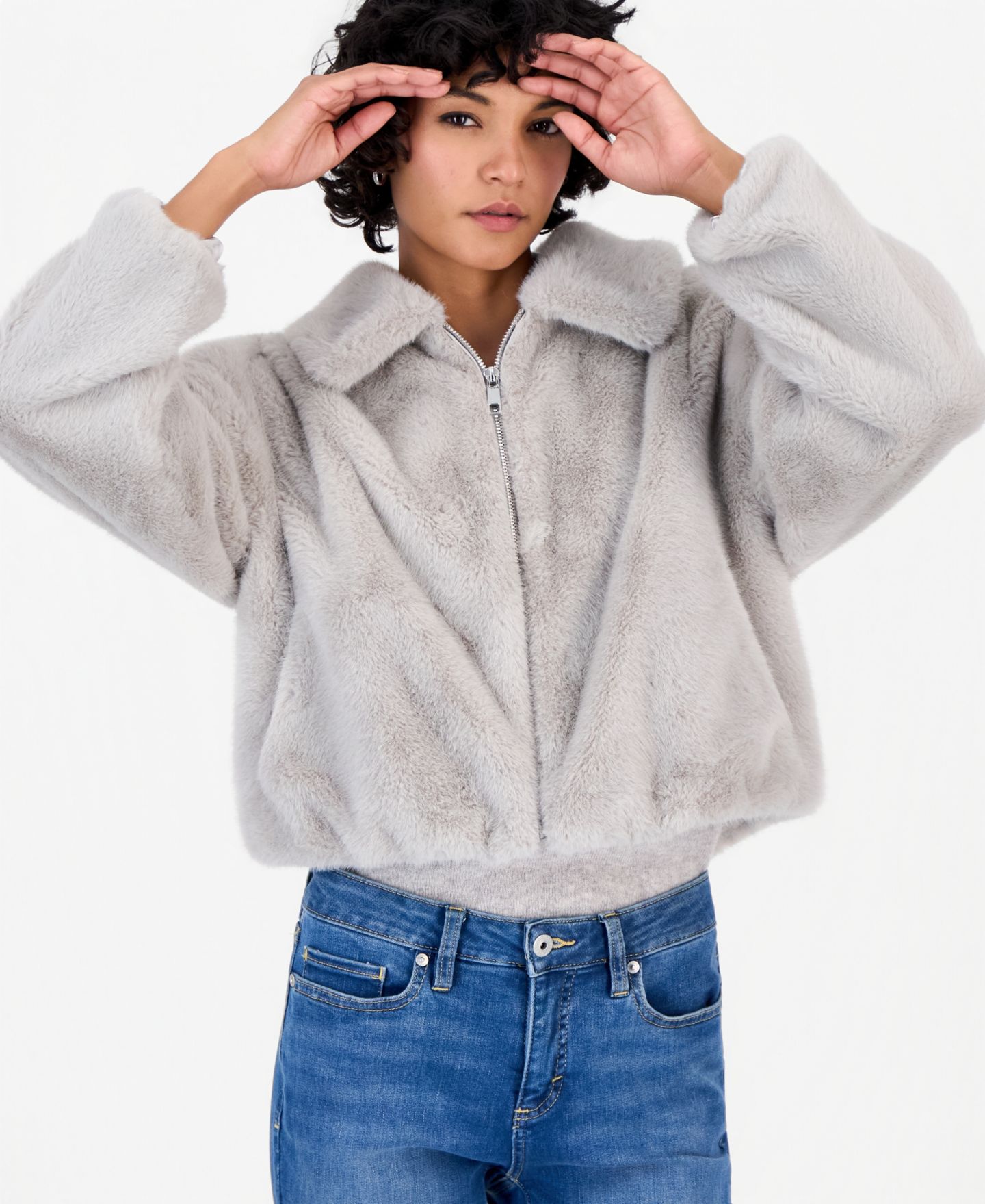Женская куртка CeCe Petite Faux Fur Bomber, цвет: Экрю — фото 2