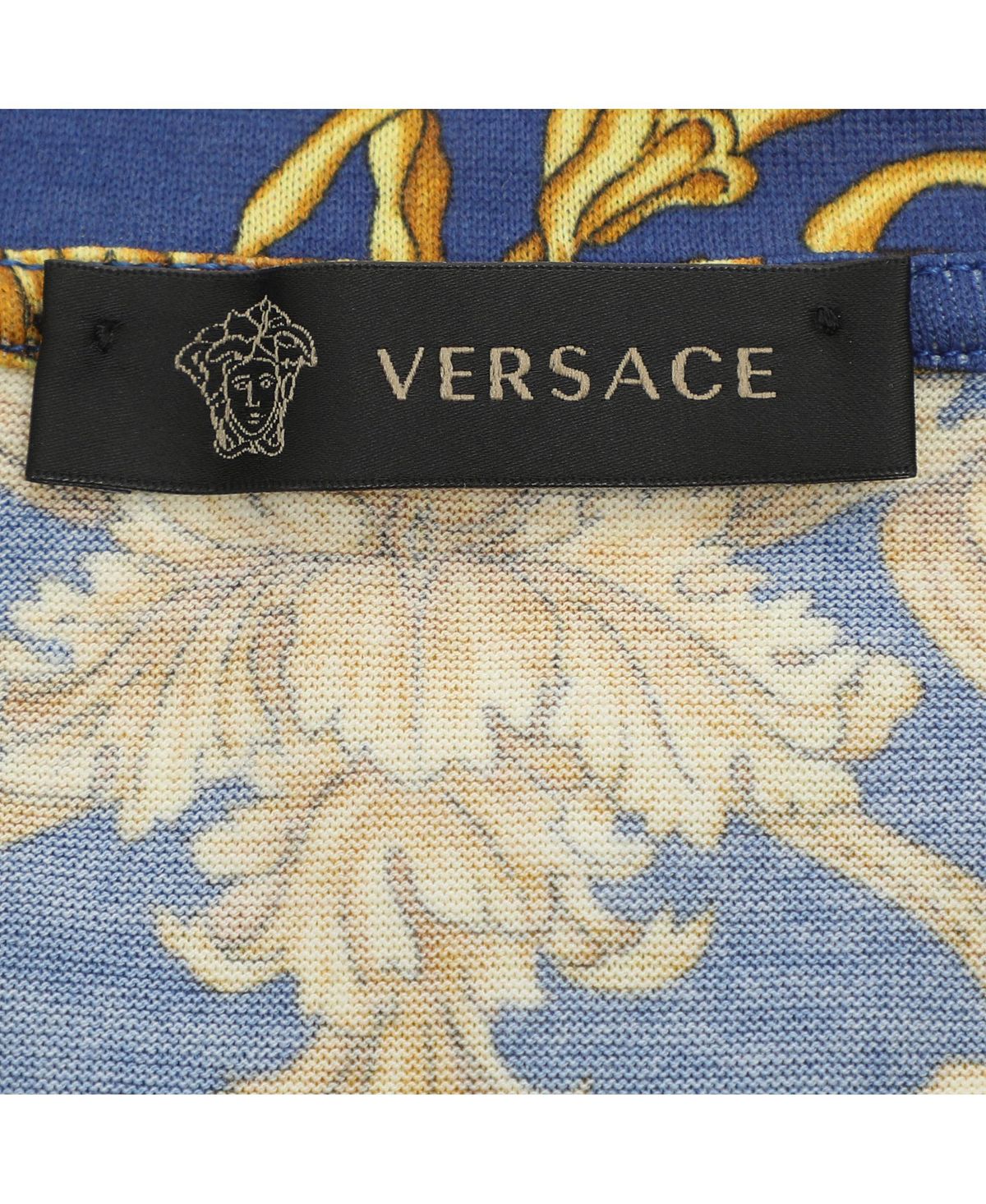 Pre-Owned Versace Women's Baroque Panther Print Jersey T-Shirt view 4 — MAYCSS fashion products