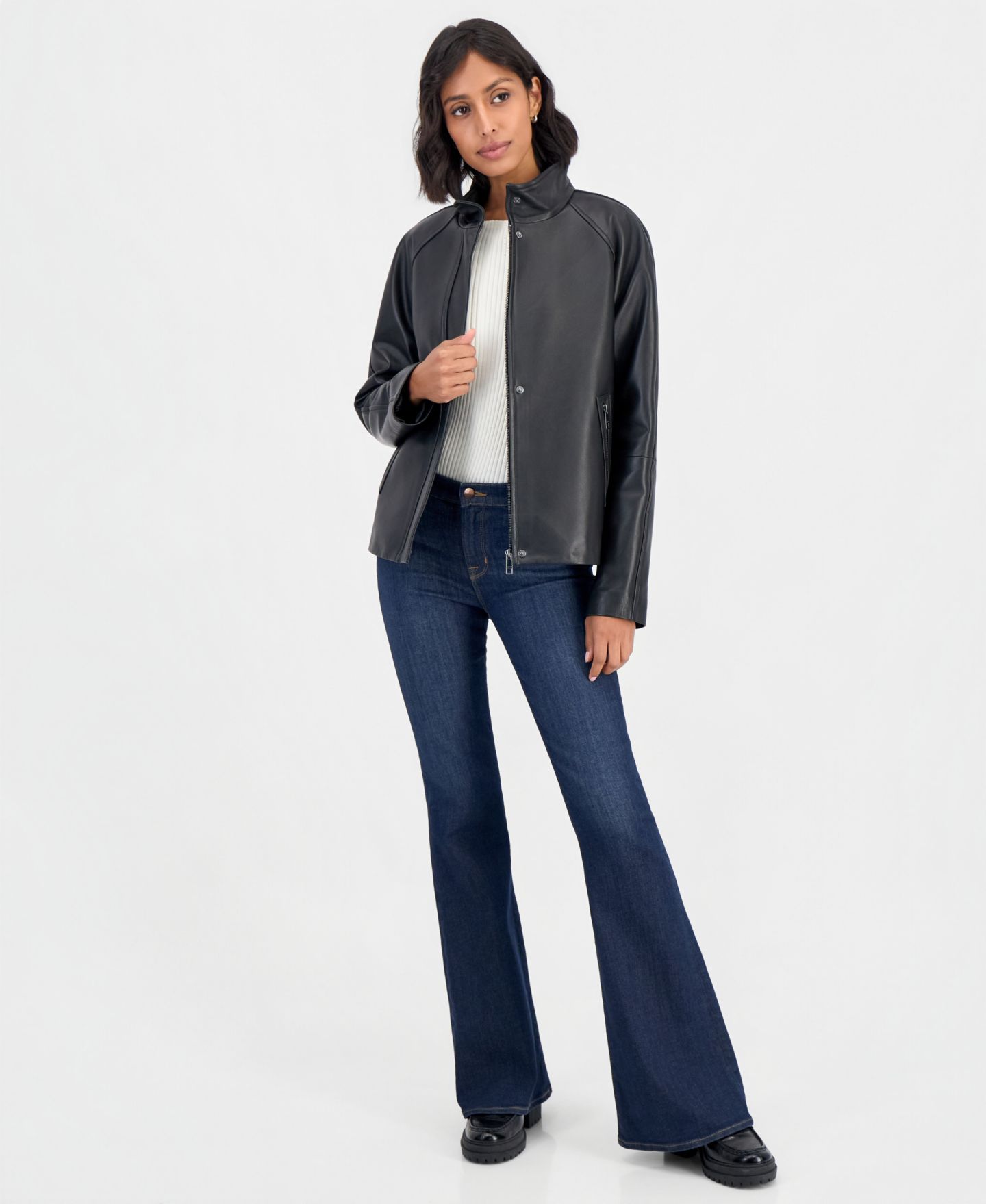 Женская куртка Calvin Klein Leather Stand-Collar Zip-Up, цвет: Чёрный — фото 2