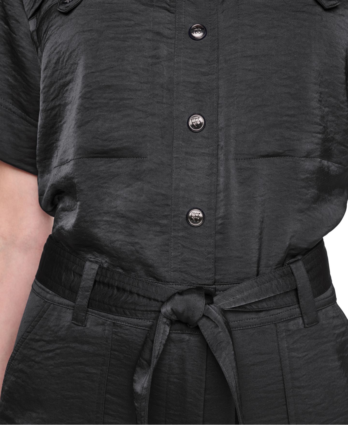 Женский комбинезон DKNY Collared Short-Sleeve Button-Front Jumpsuit, цвет: Чёрный — фото 4