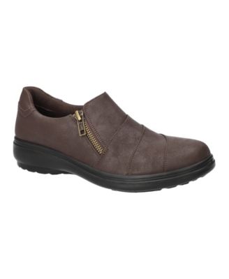 Women's Keekay Round Toe Flats