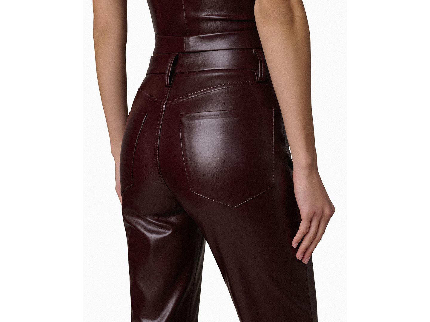 Женские брюки Joe's Jeans The Margot Faux-Leather High-Rise Slim Ankle, цвет: Каберне — фото 5