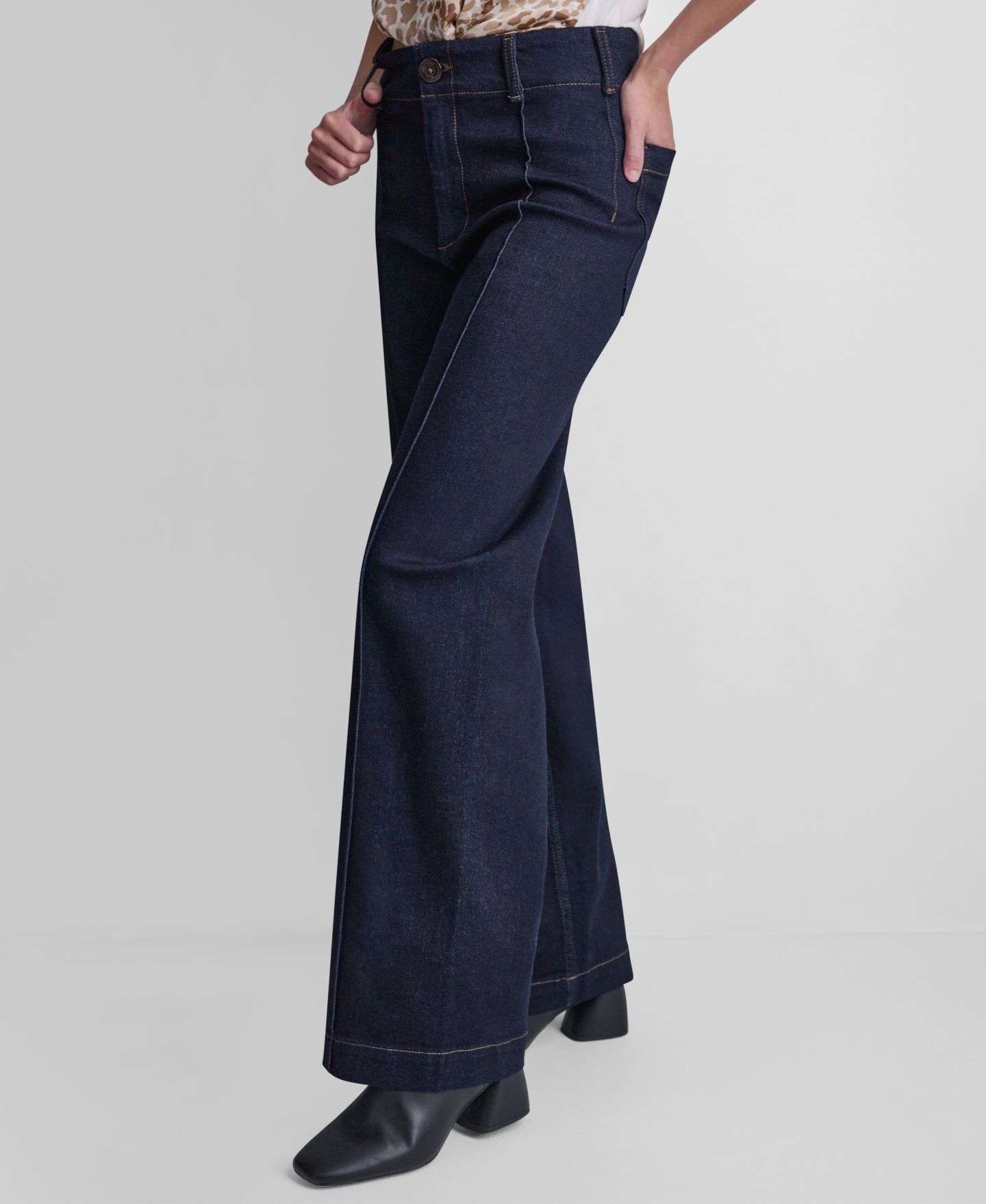Женские джинсы DKNY Jeans High-Rise Wide-Leg Pin-Tuck, цвет: Чернильный — фото 2