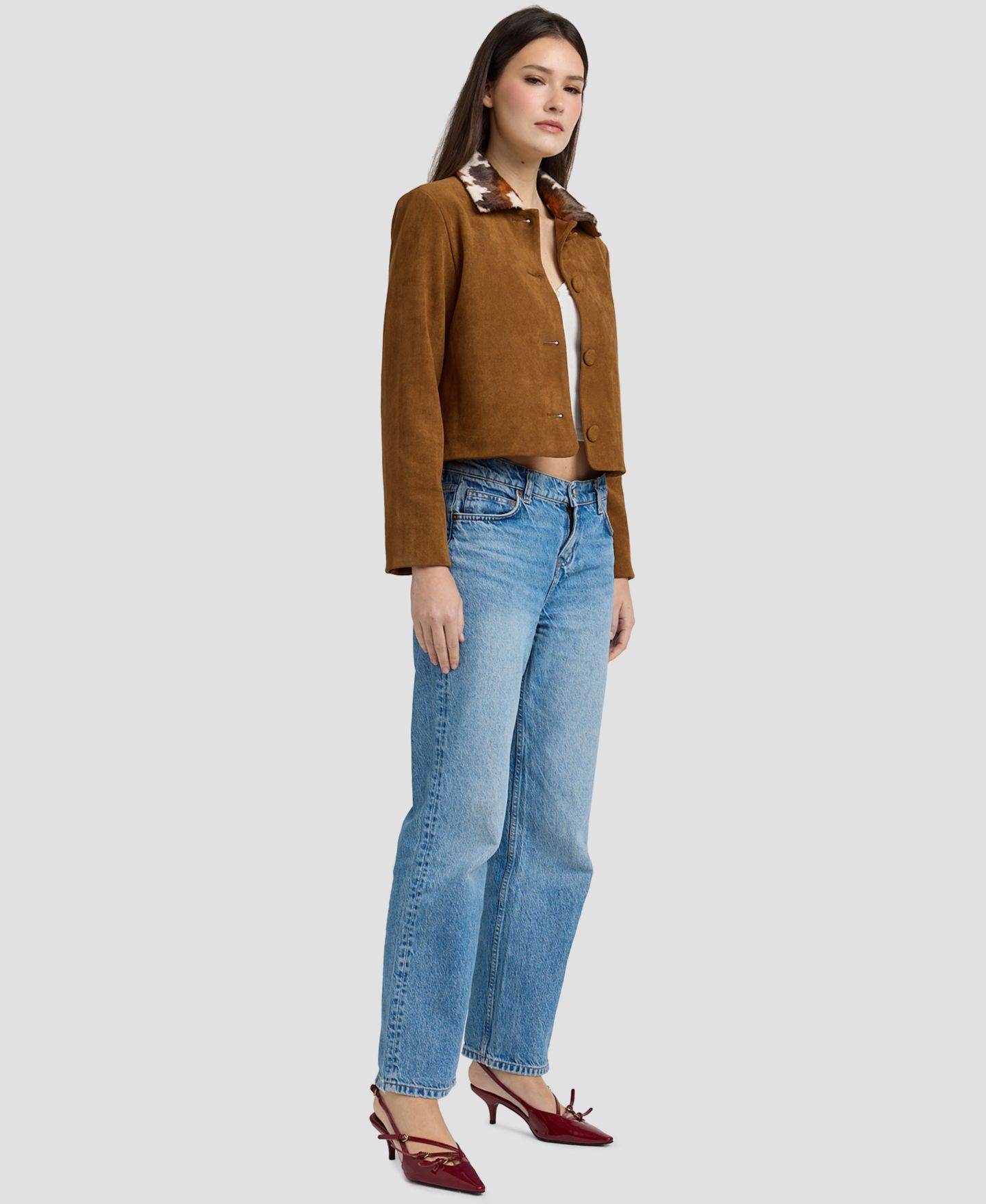 Женская куртка En Saison Yumi Pocket Cropped Faux-Suede Cow-Print Collar, цвет: Коричневый разноцветный — фото 3