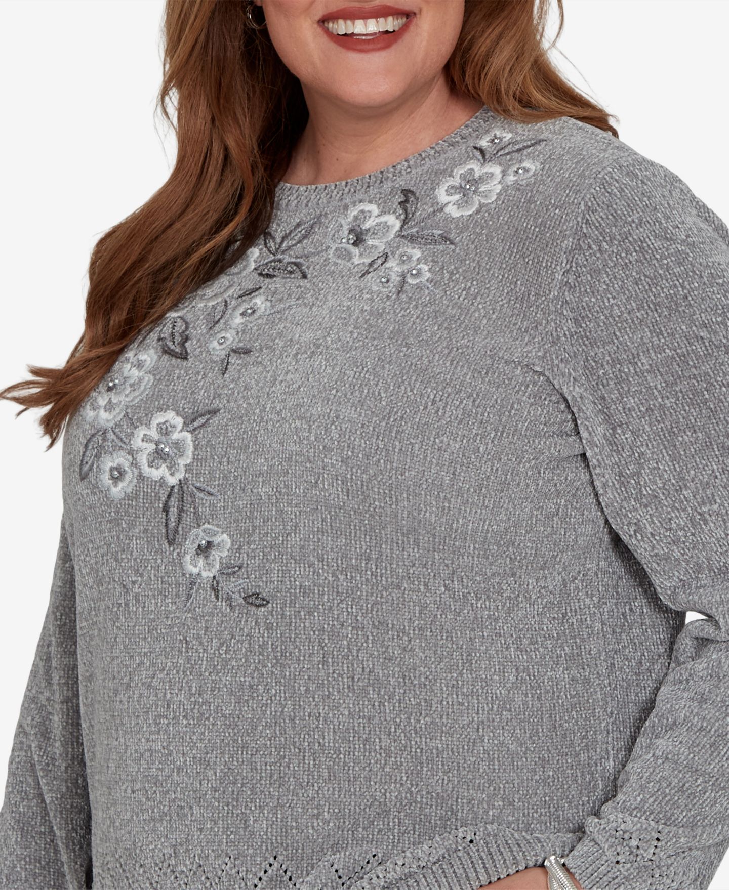 Женский свитер Alfred Dunner Plus Size Embroidered Floral Textured Chenille, цвет: Серый — фото 4