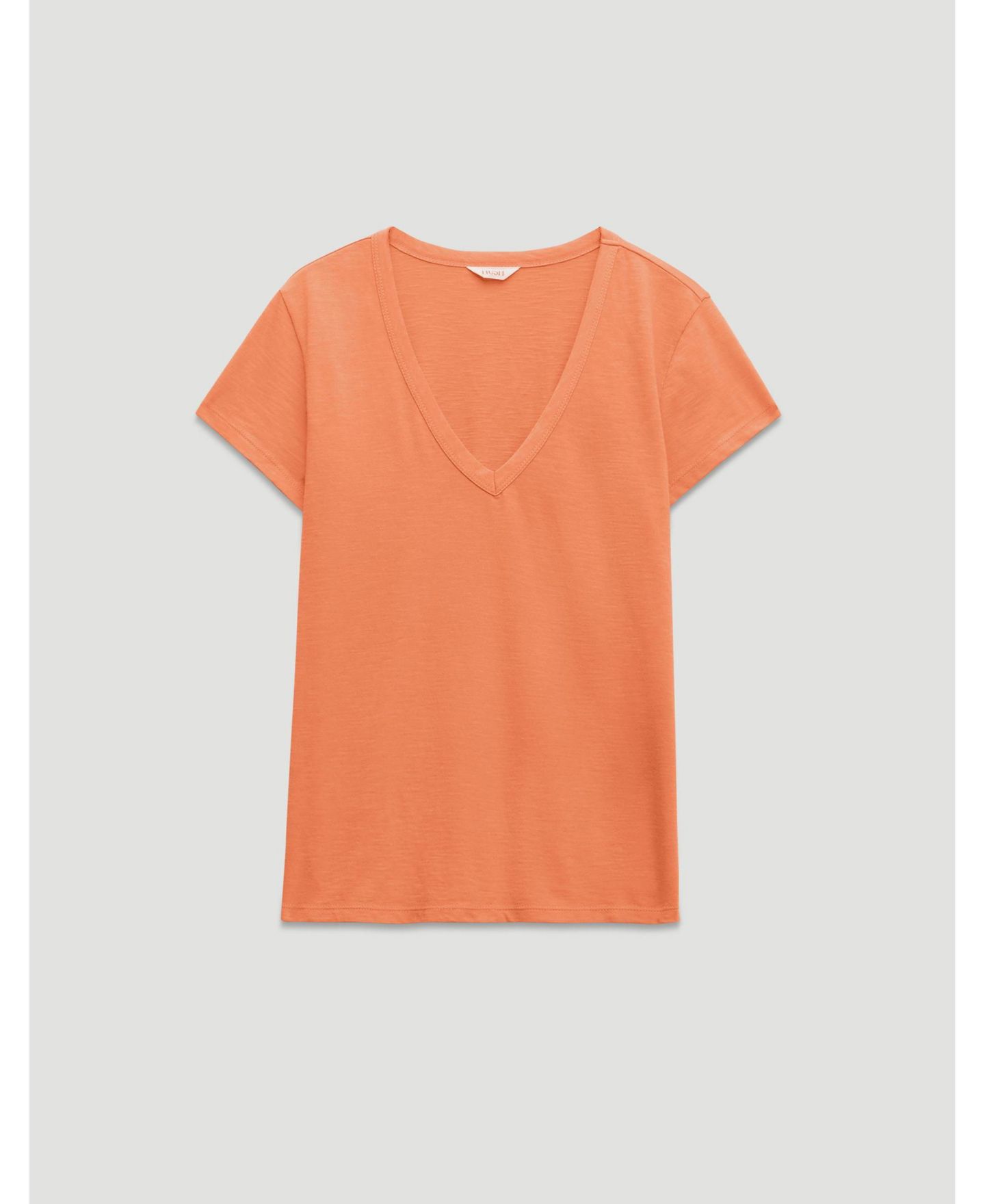 Женская футболка Hush Slim-Fit V-Neck Slub-Cotton, цвет: Пыльный оранжевый — фото 5