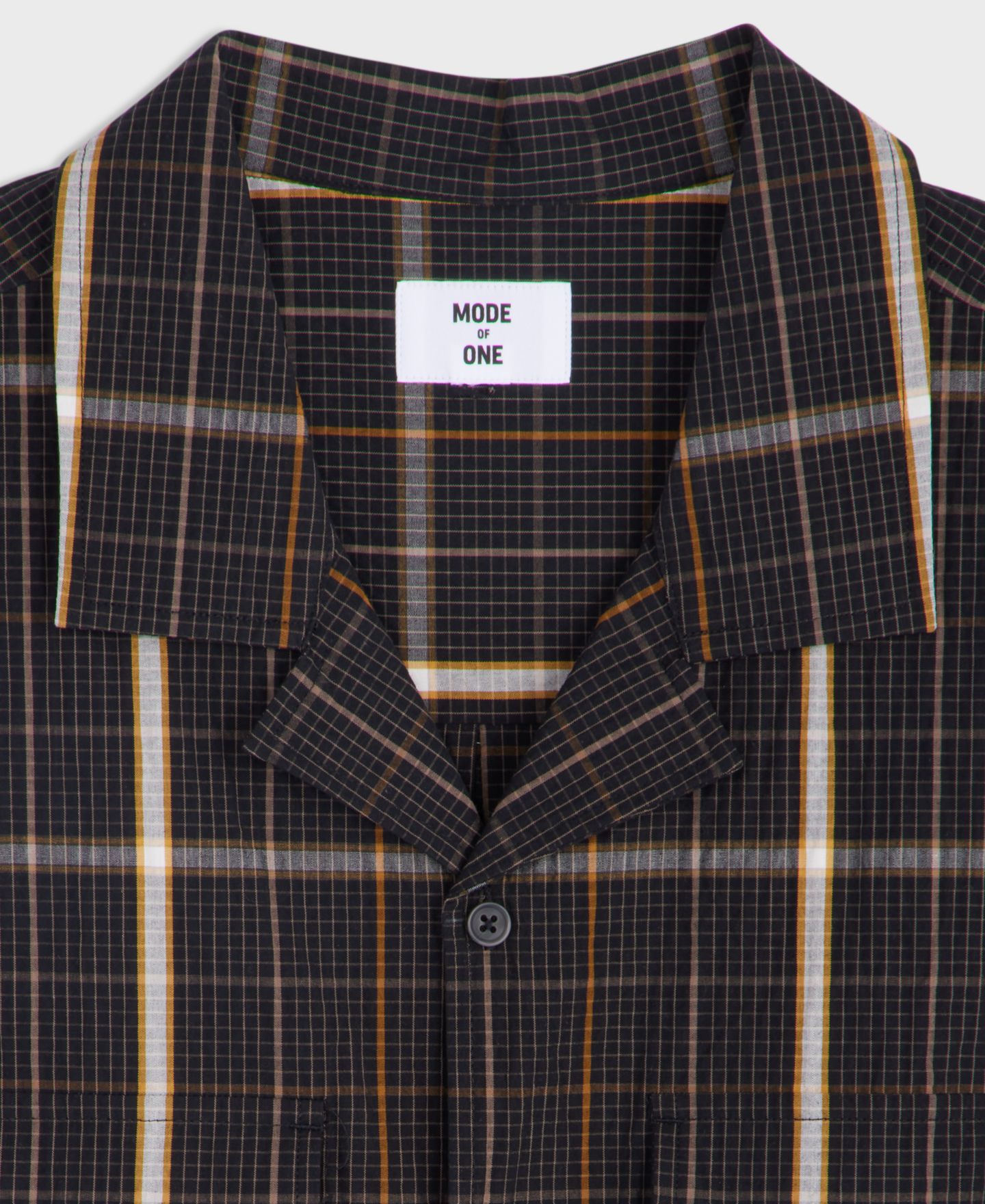 Мужская рубашка Mode of One Plaid Camp-Collar Short-Sleeve, цвет: Чёрный / Шоколадный — фото 6