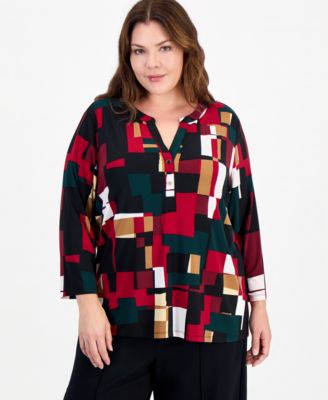 Plus Size Henley 3/4-Sleeve Top