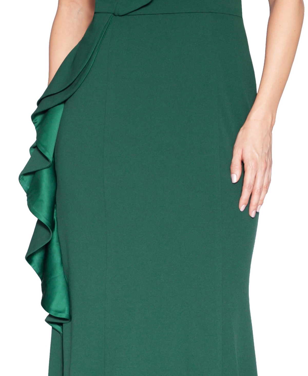 White Tie by Shani Women's Asymmetric Ruffled Sleeveless Gown