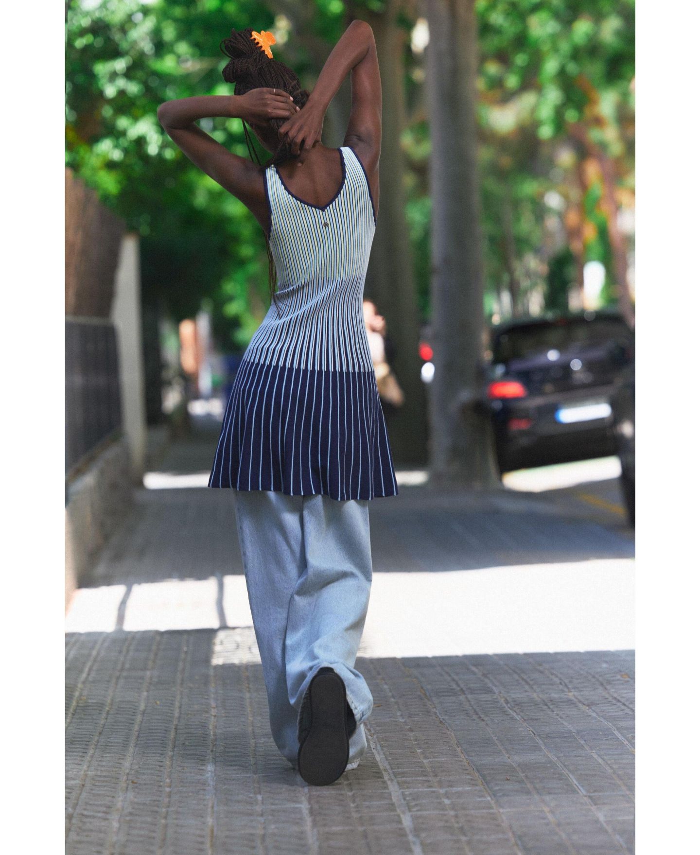 Женское платье Desigual Fit & Flare Striped Sleeveless Sweater Dress, цвет: Тёмный синий — фото 4