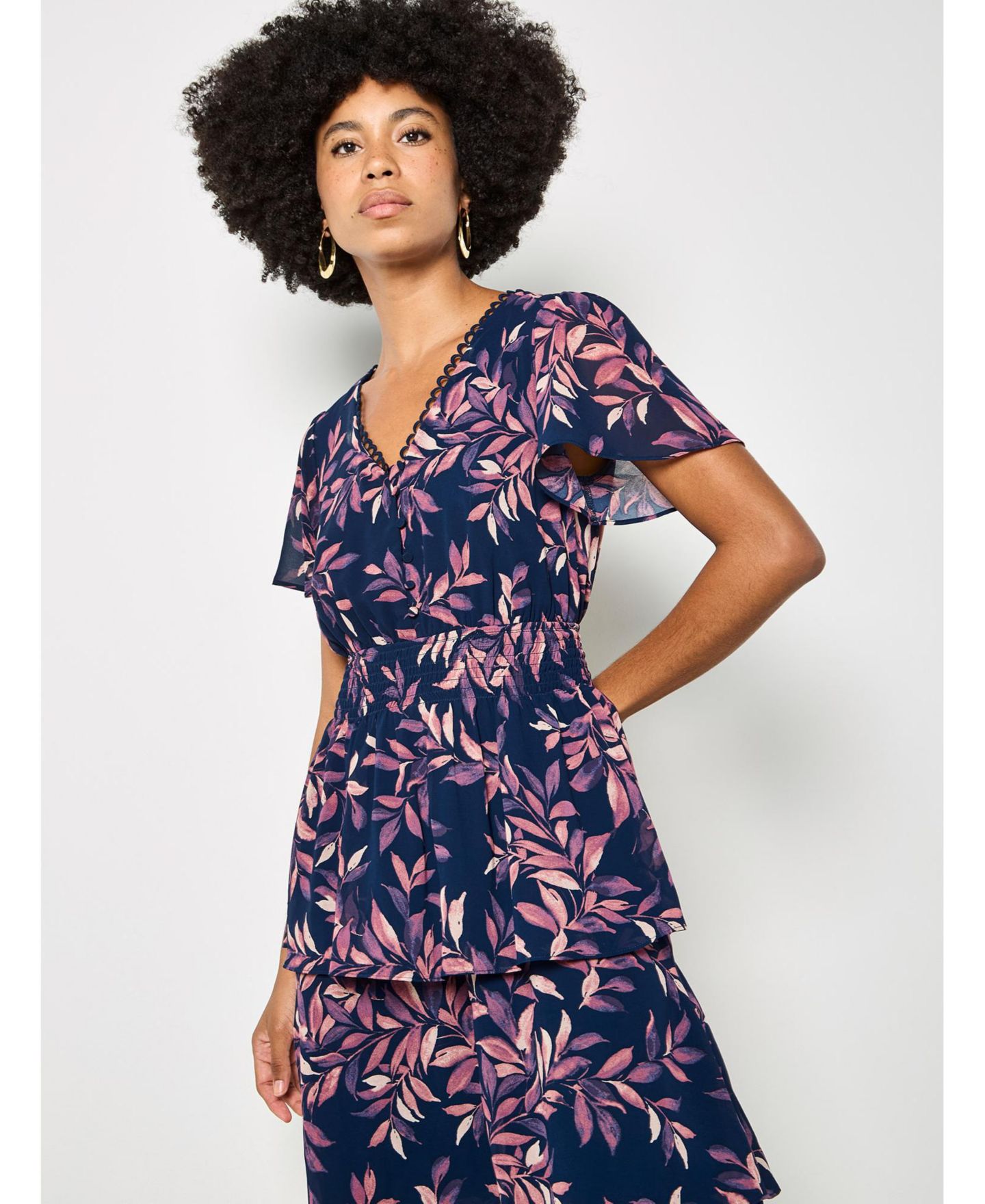 Женское платье Apricot Tiered Leaf Print Short-Sleeve, цвет: Тёмно-синий — фото 4