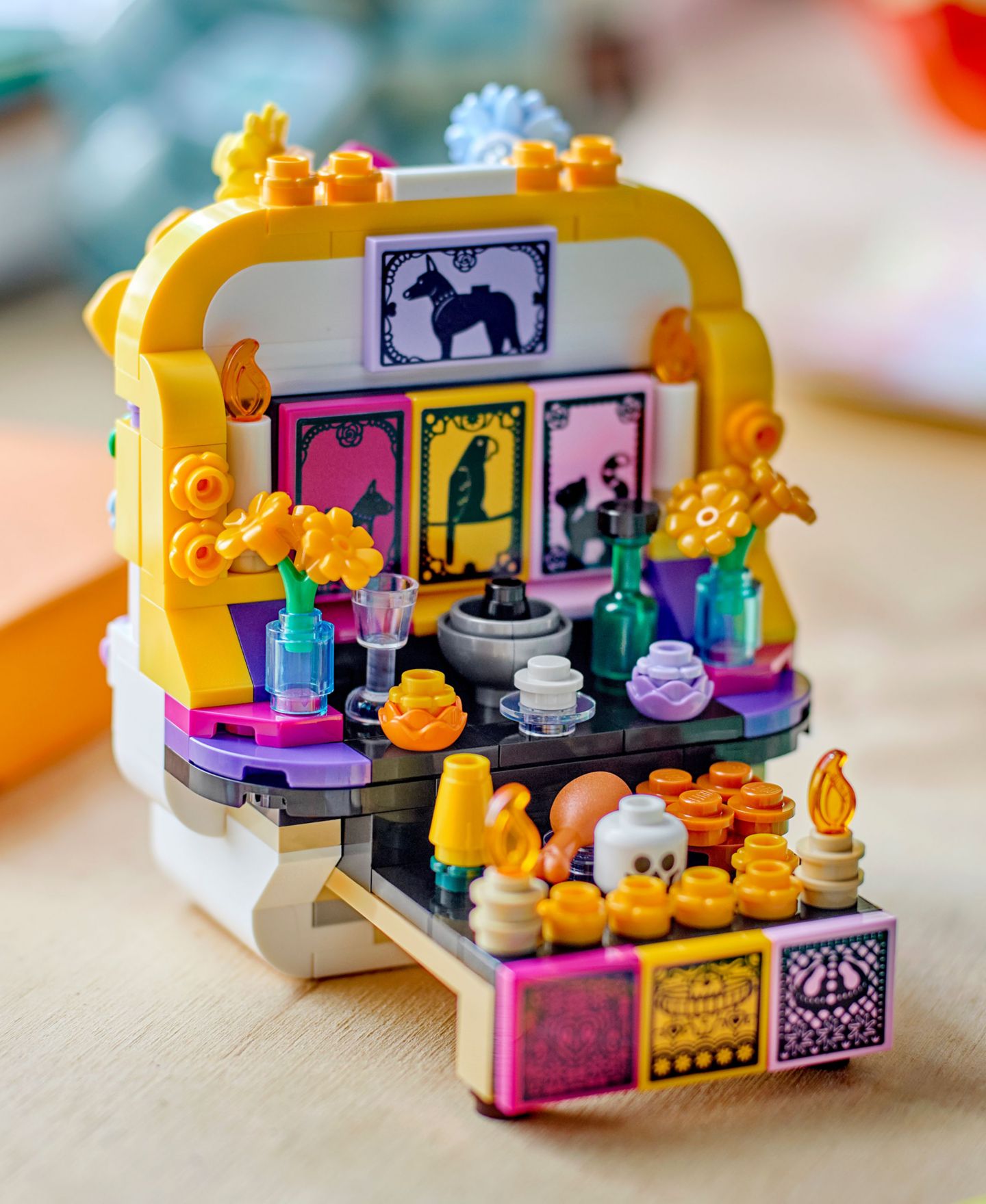 Детские конструкторы LEGO® Altar of the Dead - Día De Los Muertos 40811, 231 Pieces — фото 3