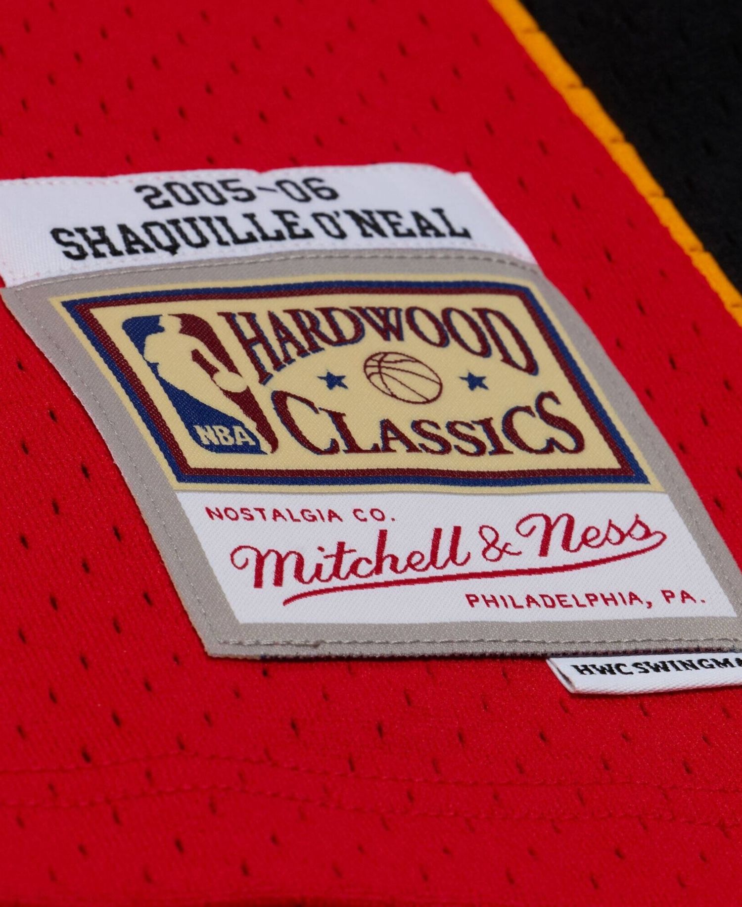 Men's Shaquille O'Neal Red Miami Heat 2005-06 Swingman Jersey