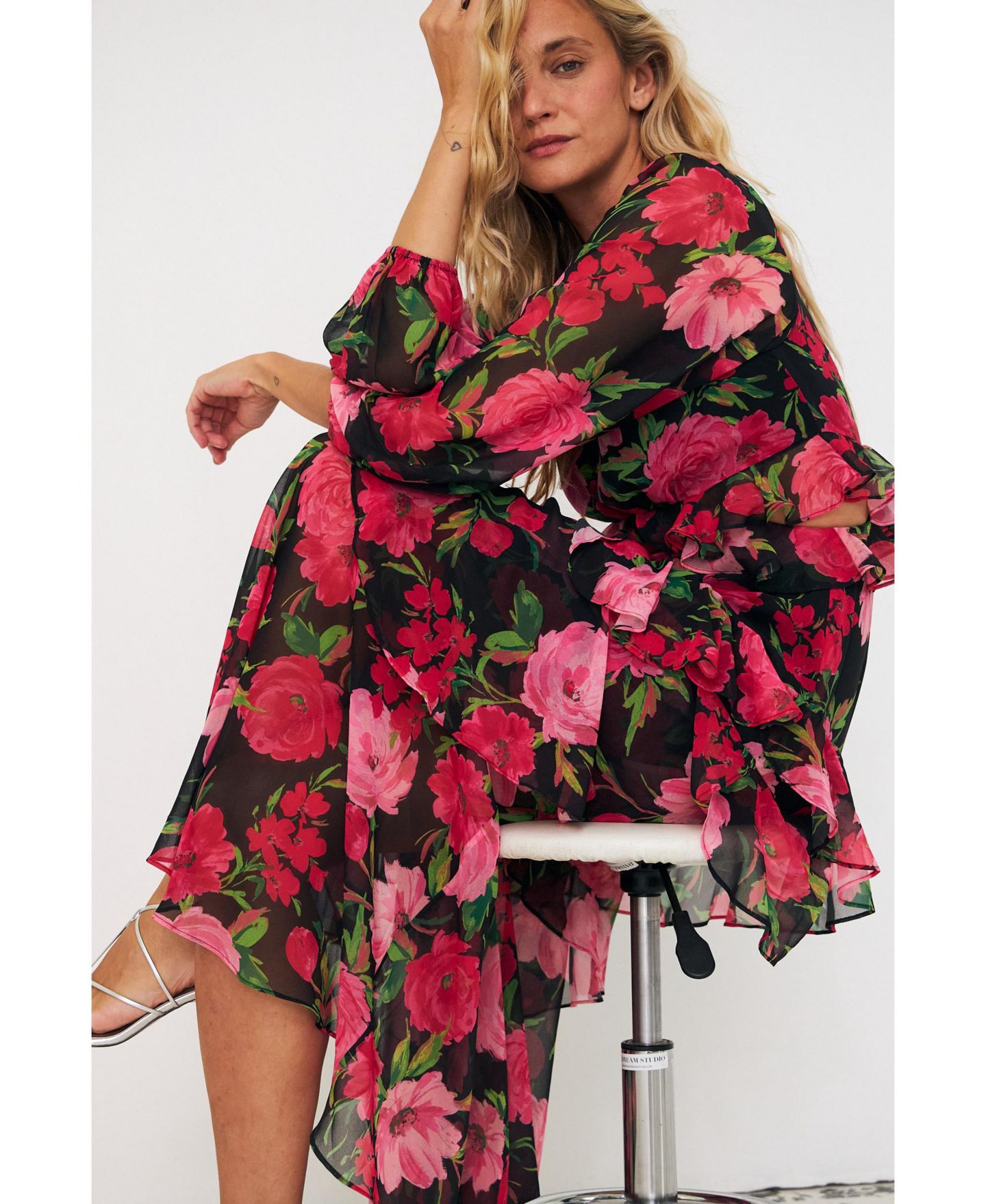 Женское платье CRAS Love Floral Long-Sleeve Tiered Maxi, цвет: С принтом — фото 5