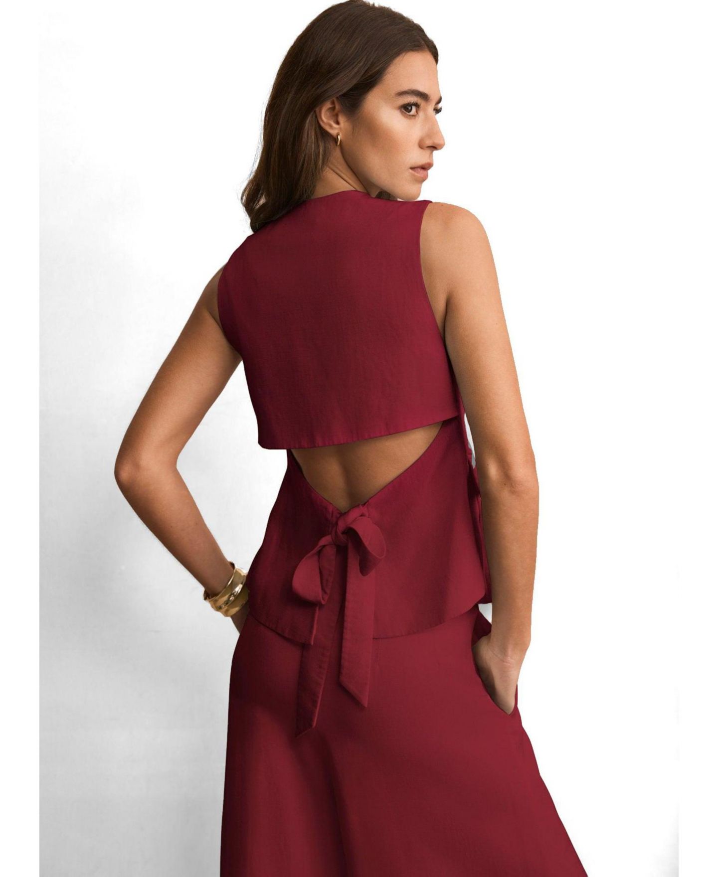 Женский жилет Mint Velvet Tailored Tie Back Peplum, цвет: Бордовый — фото 3