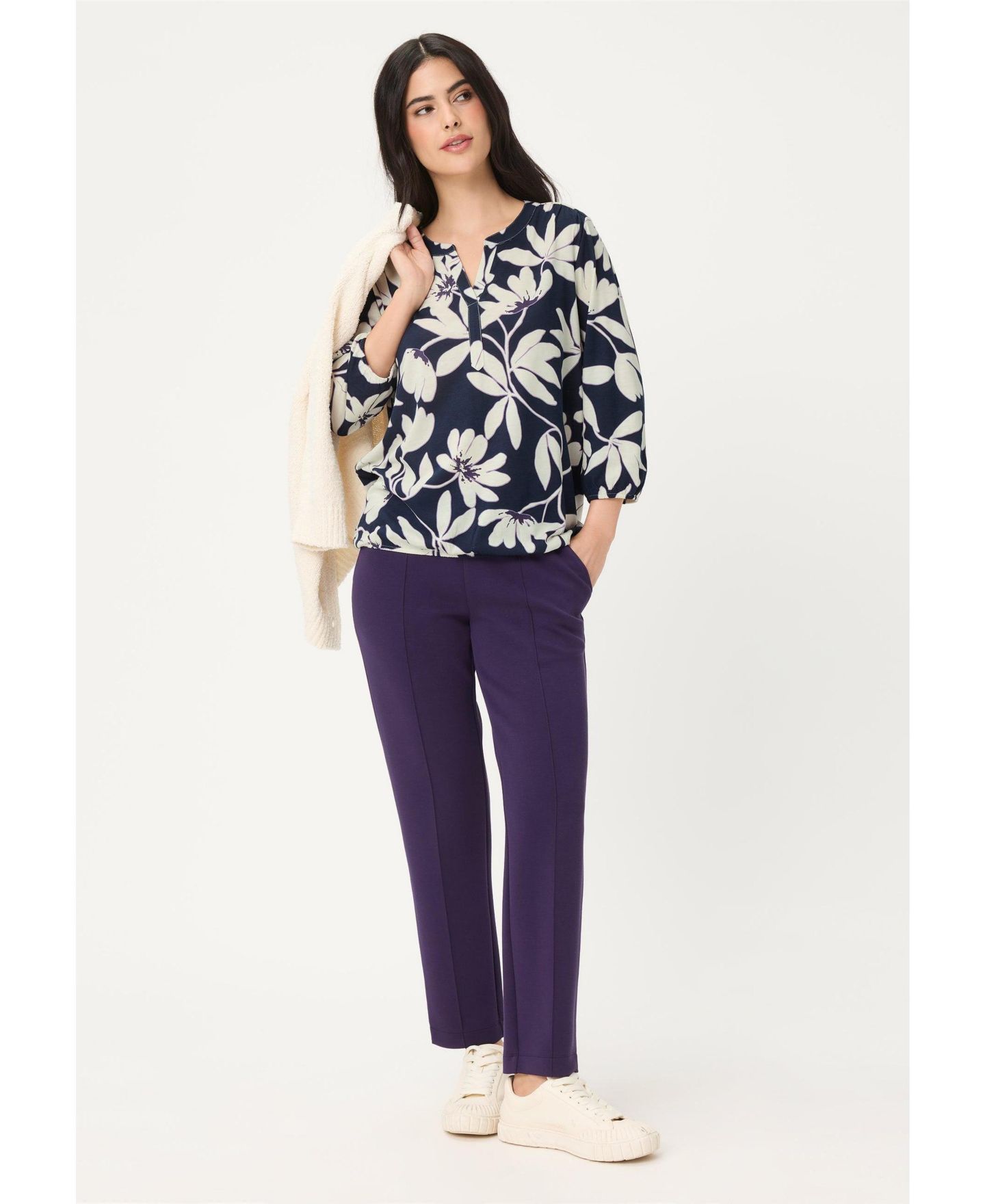 Женский топ Olsen Magnolia Print V-Neck 3/4-Sleeve Tunic, цвет: Тёмный тёмно-синий — фото 5