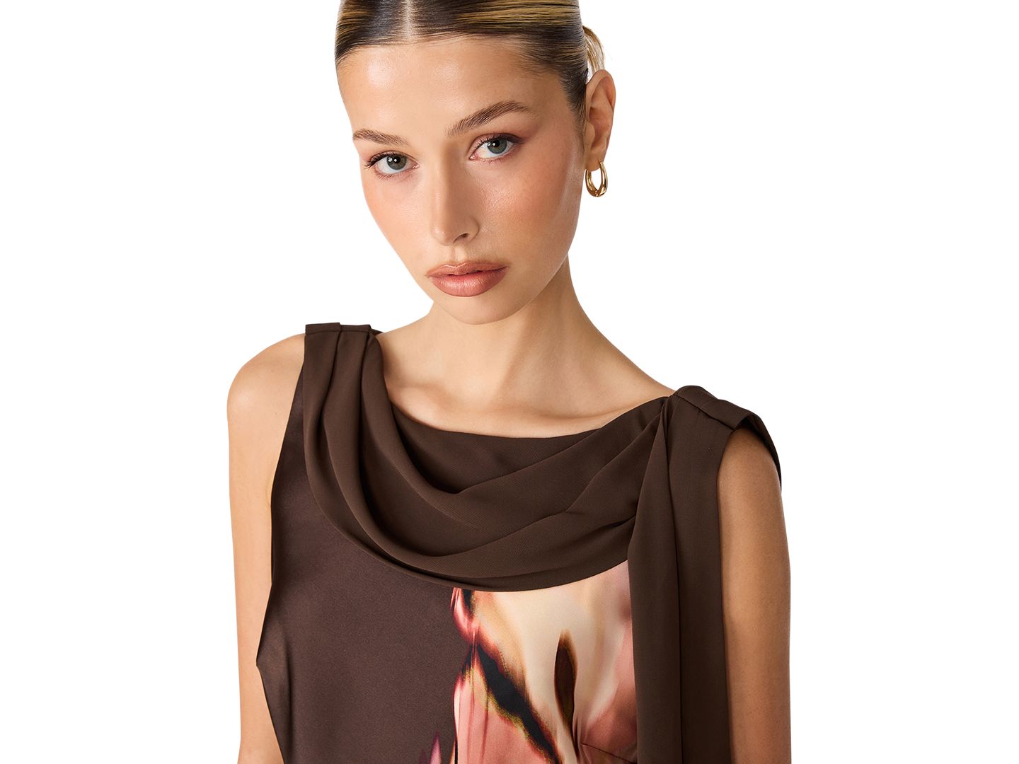 Женское платье Steve Madden Mani Satin Floral Cowl-Neck Mini, цвет: Коричневый разноцветный — фото 3
