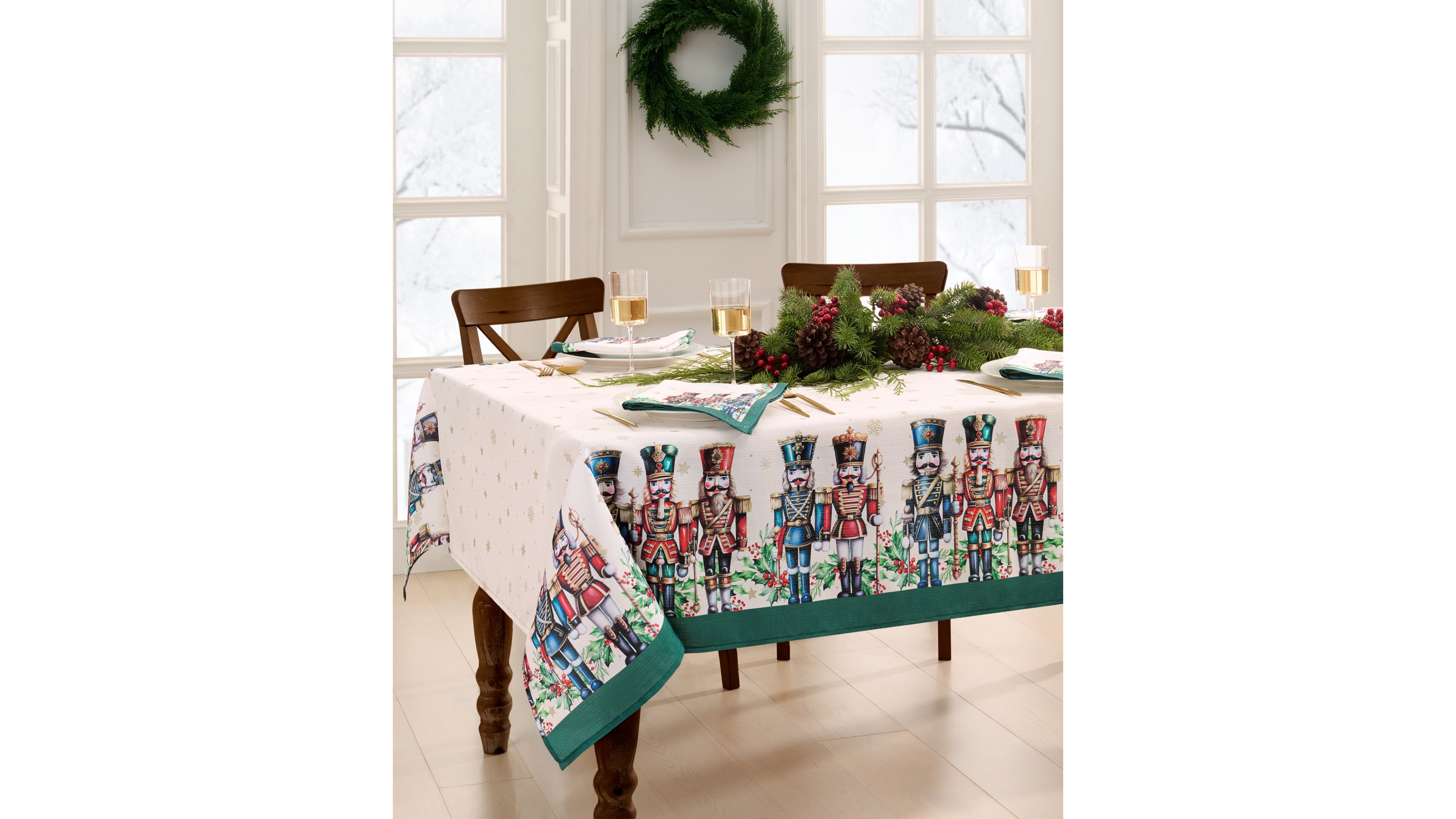 Elrene Royal Nutcracker Tablecloth, 60" x 120"