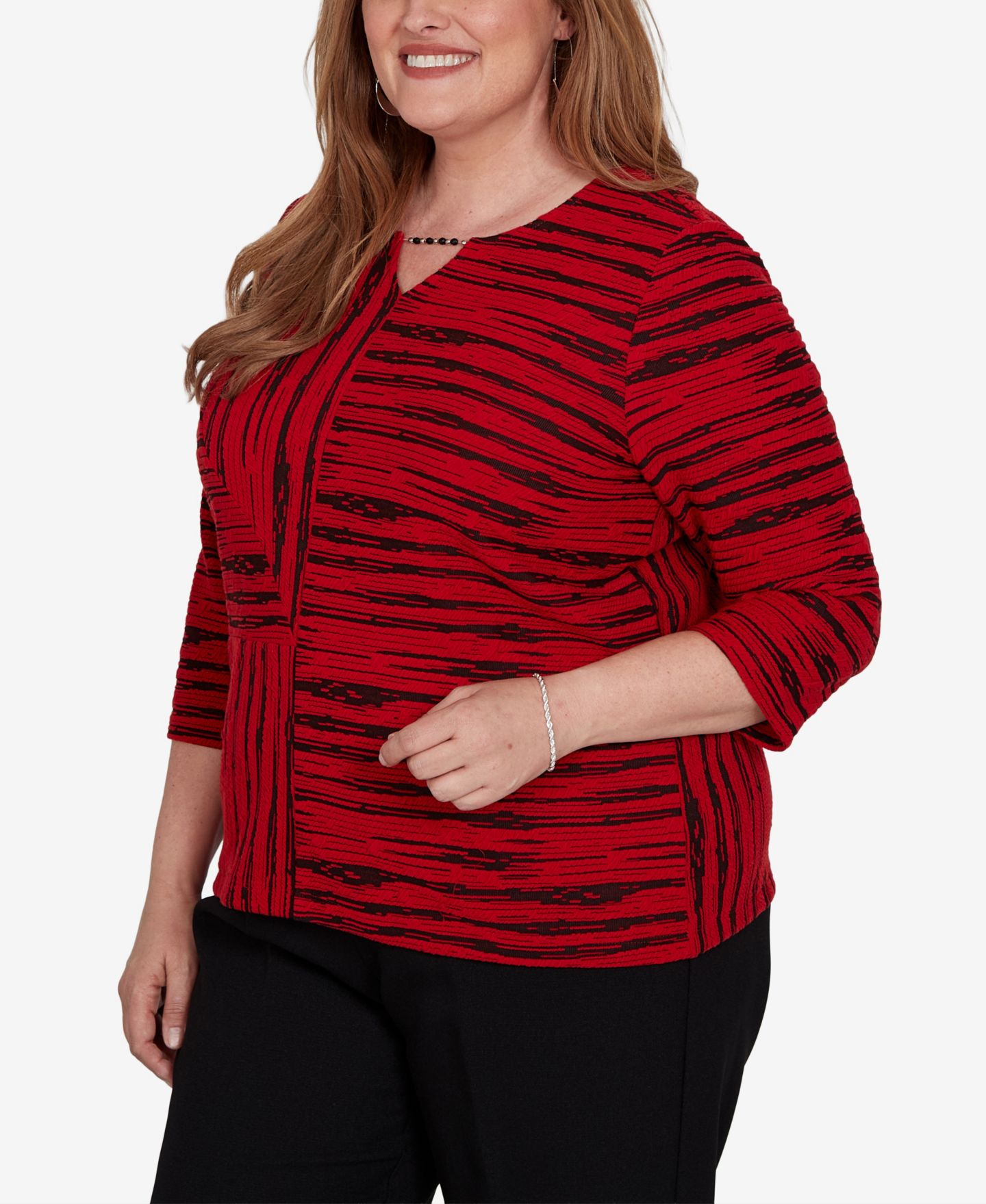 Женская блузка Alfred Dunner Plus Size Keyhole Neck Print 3/4-Sleeve, цвет: Красный — фото 3