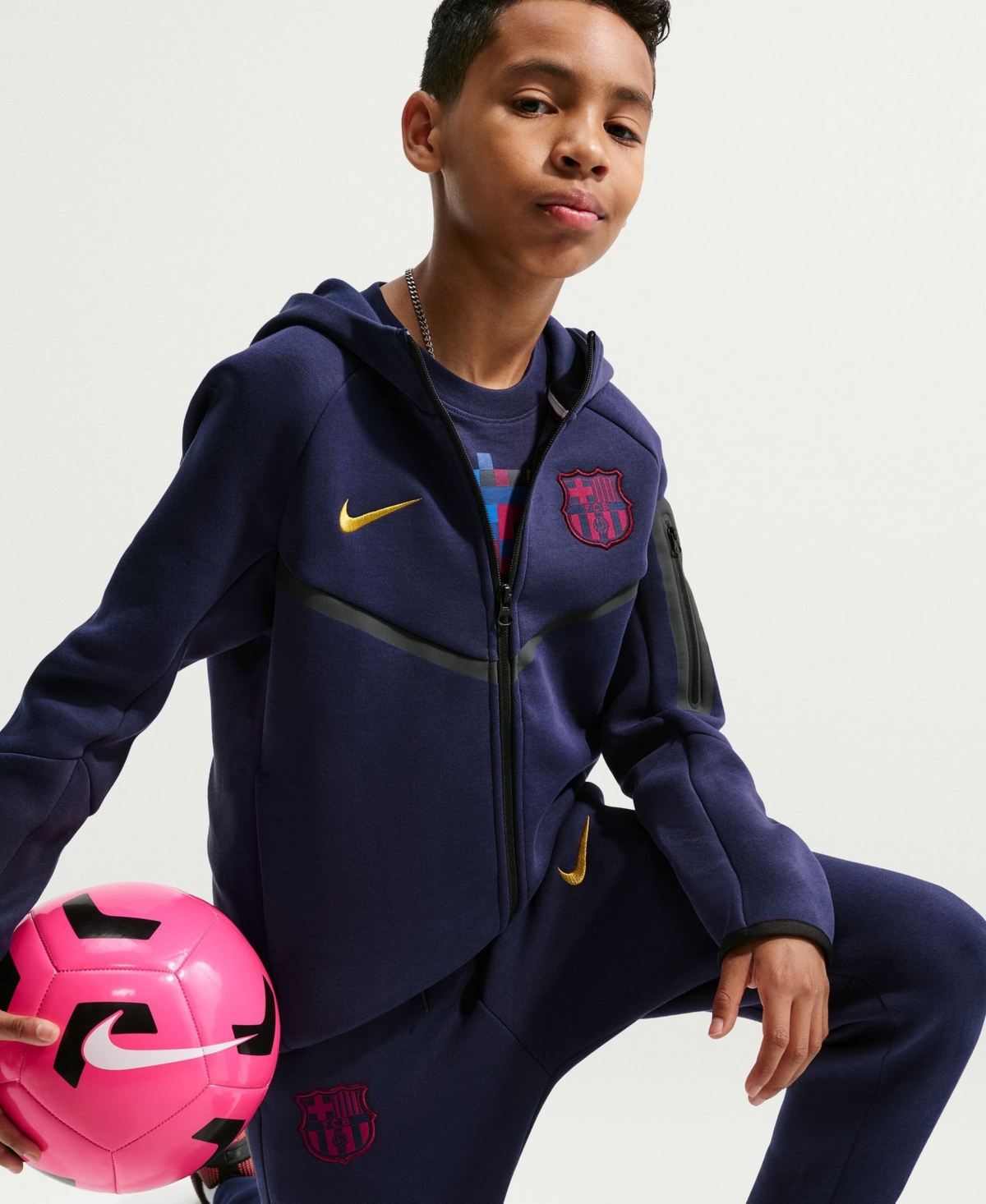 Nike Big Boys and Girls Navy Barcelona Tech Fleece Raglan Full-Zip Hoodie