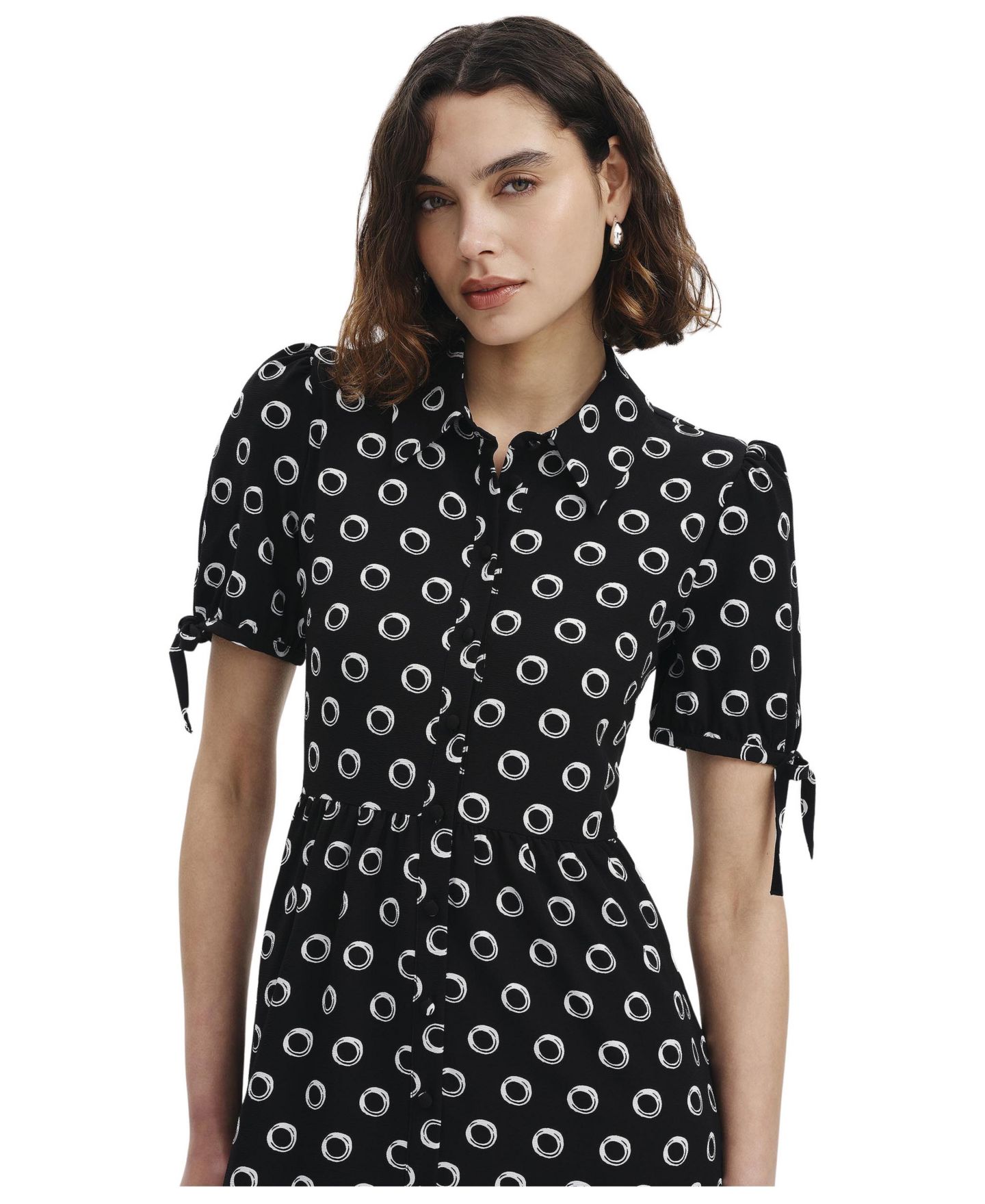 Женское платье Finery London Estee Tiered Polka-Dot Print Midi Shirt Dress, цвет: Чёрный — фото 3
