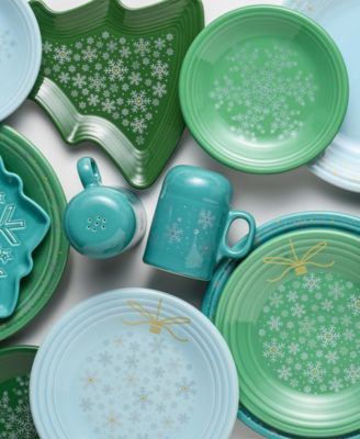 Snowflakes Dinnerware Collection