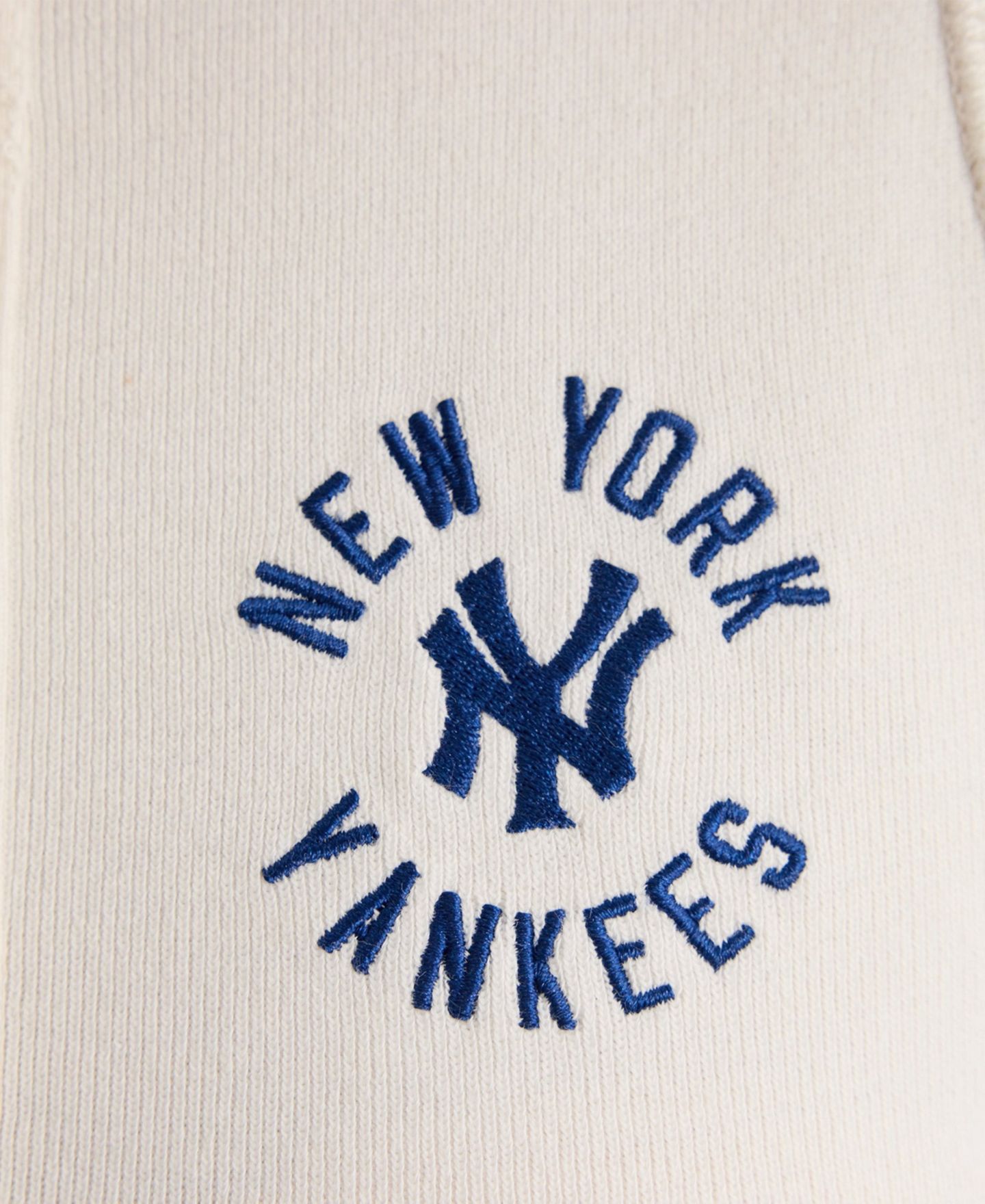 Женский топ Fanatics New York Yankees Iconic Cropped-Ribbed Cotton — фото 3