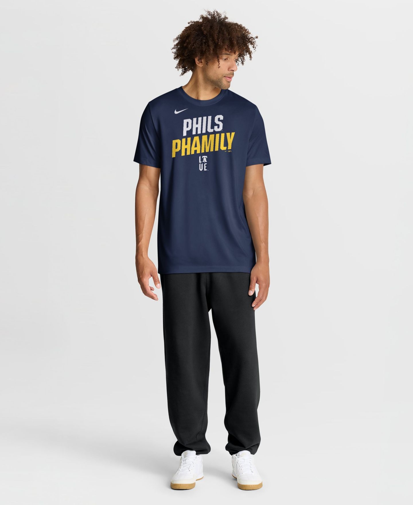 Мужская футболка Nike Philadelphia Phillies Team Phrase Script Graphic Crewneck — фото 5