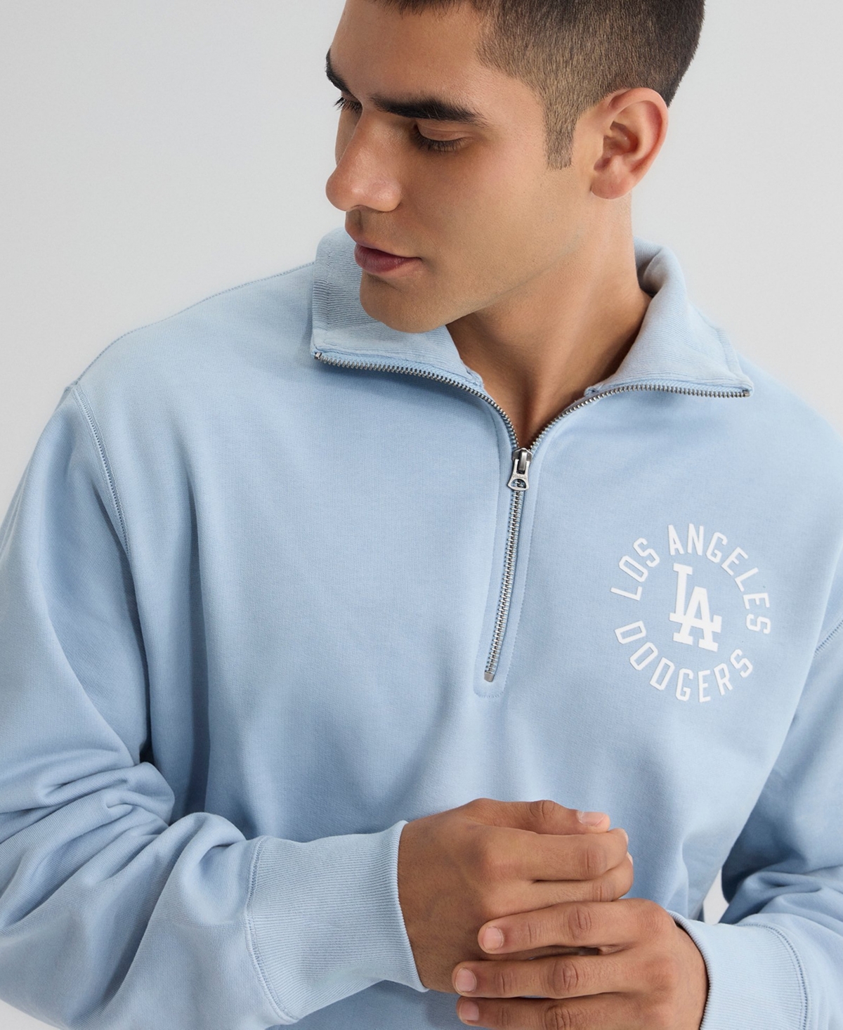Fanatics Men's Los Angeles Dodgers Relaxed-Fit Quarter-Zip Kangaroo Pocket Sweatshirt