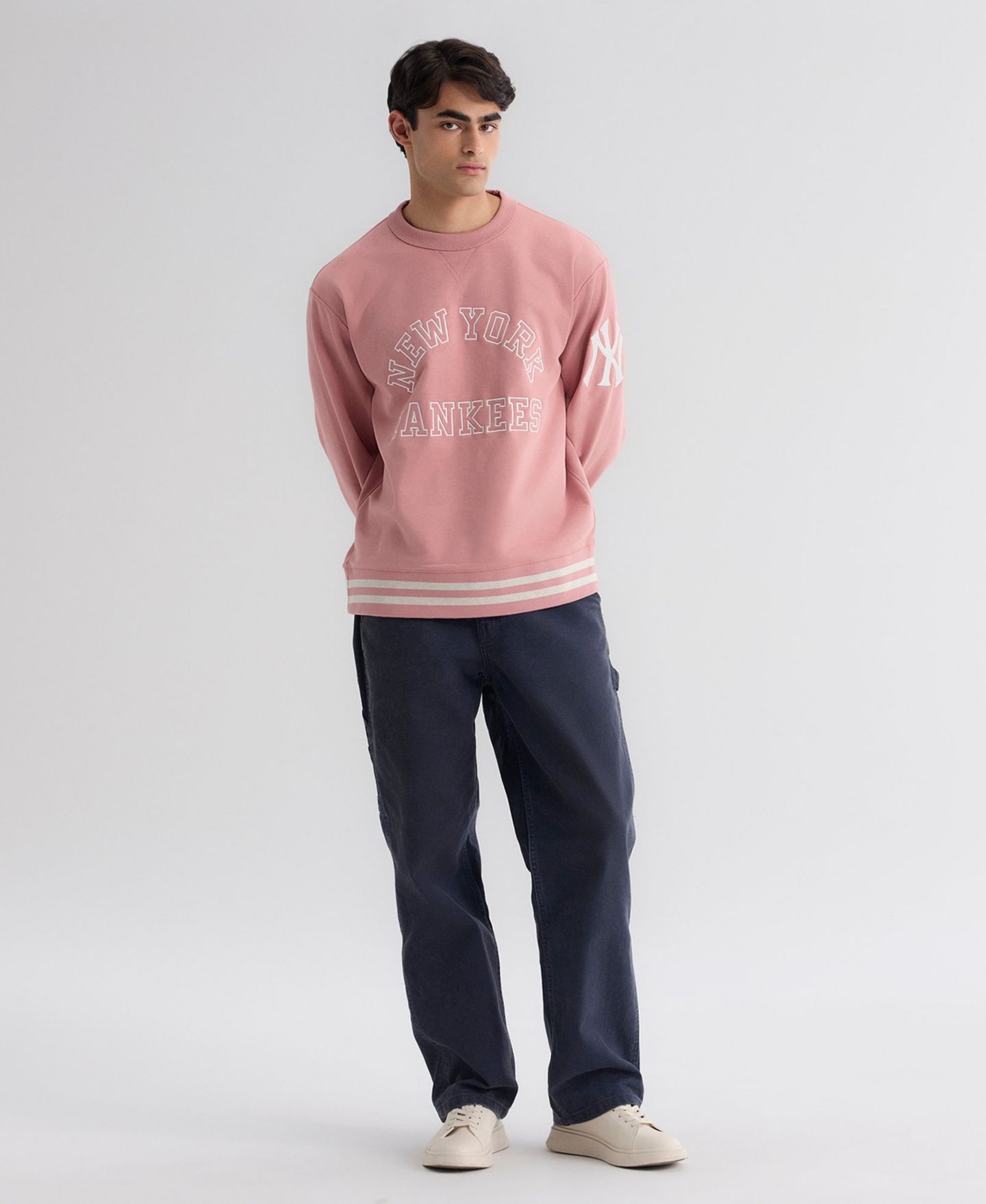 Мужская толстовка Fanatics New York Yankees Iconic Collection Relaxed-Fit Pullover Crewneck — фото 5