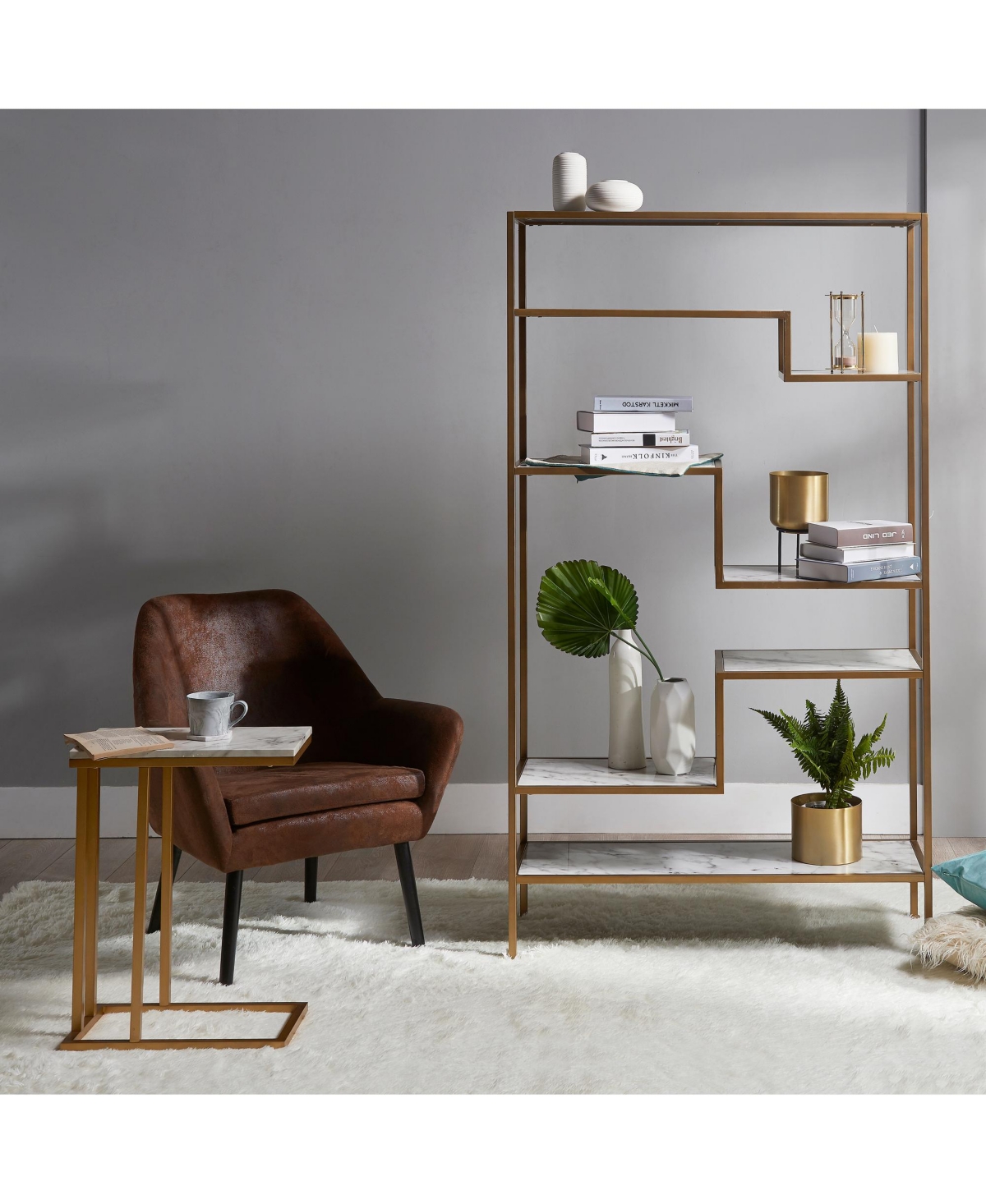 Teamson Home Marmo Modern Marble-Look C Shape Side Table, Faux Marble/Brass