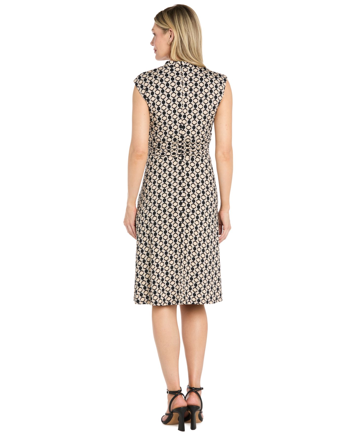 Женское платье R & M Richards Petite A-Line Sleeveless V-Neck, цвет: Серо-коричневый разноцветный — фото 3