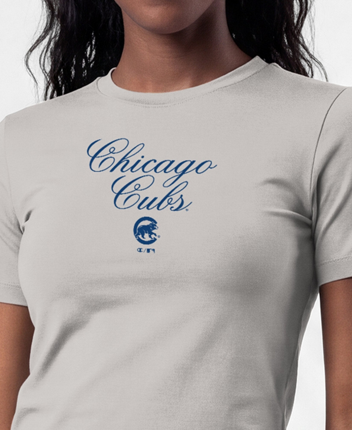 Champion Women's Chicago Cubs Fitted Cropped T-Shirt
