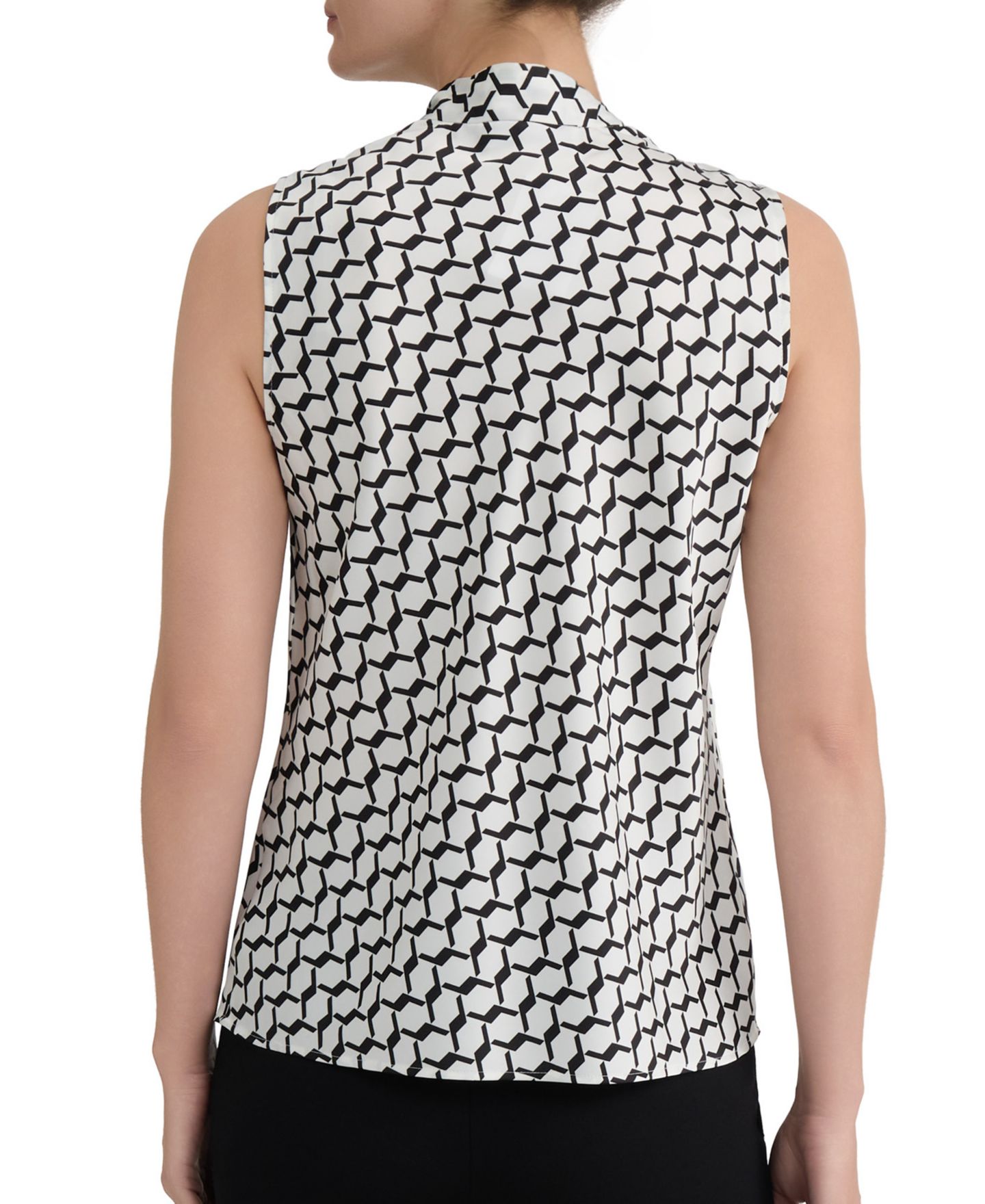 Женская блузка Kasper Geo-Print Tie-Neck Sleeveless Blouse, цвет: Ванильный ледяной / Чёрный — фото 7