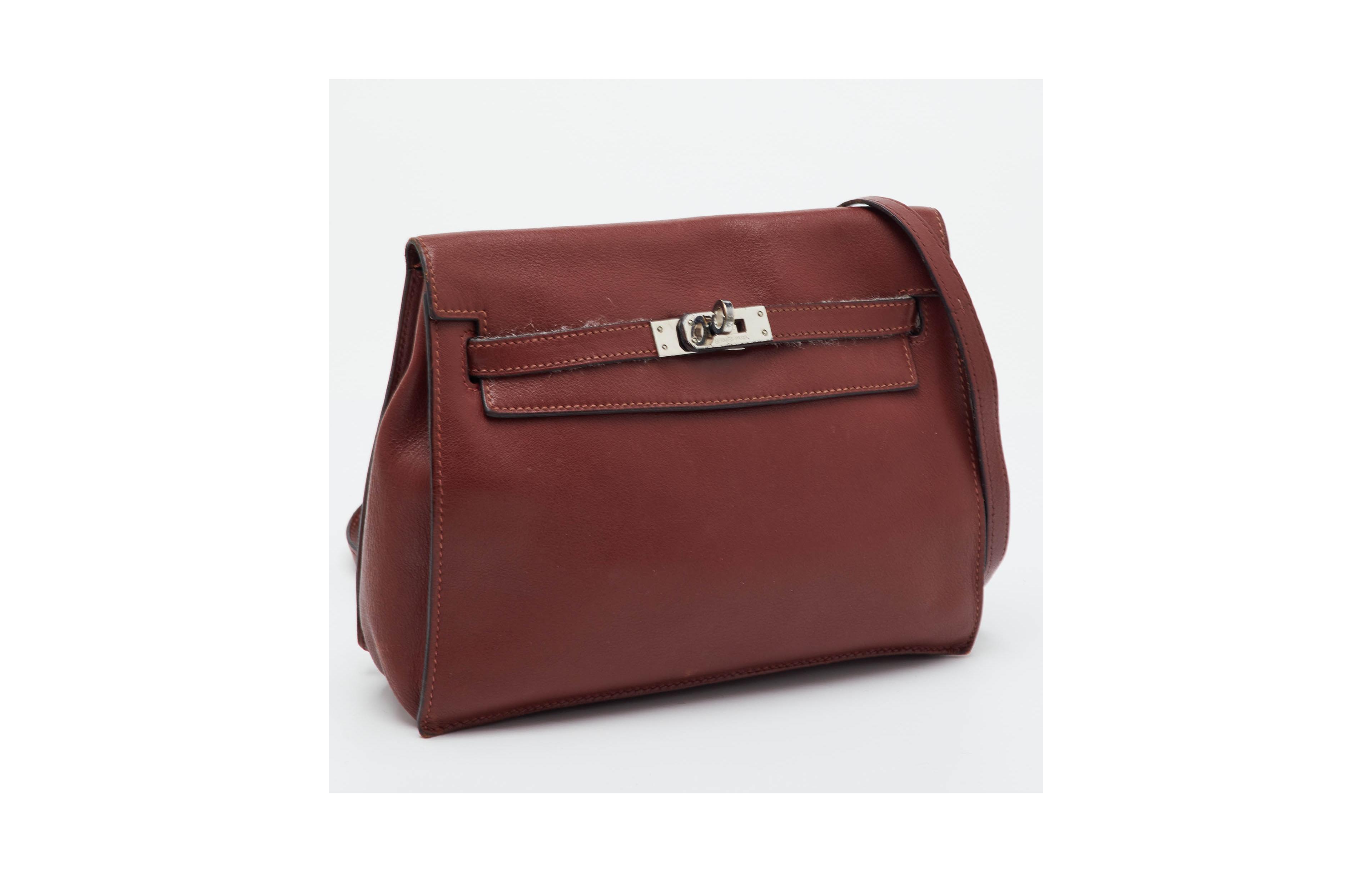 Pre-Owned Hermes Kelly Danse Rouge Leather Shoulder Bag