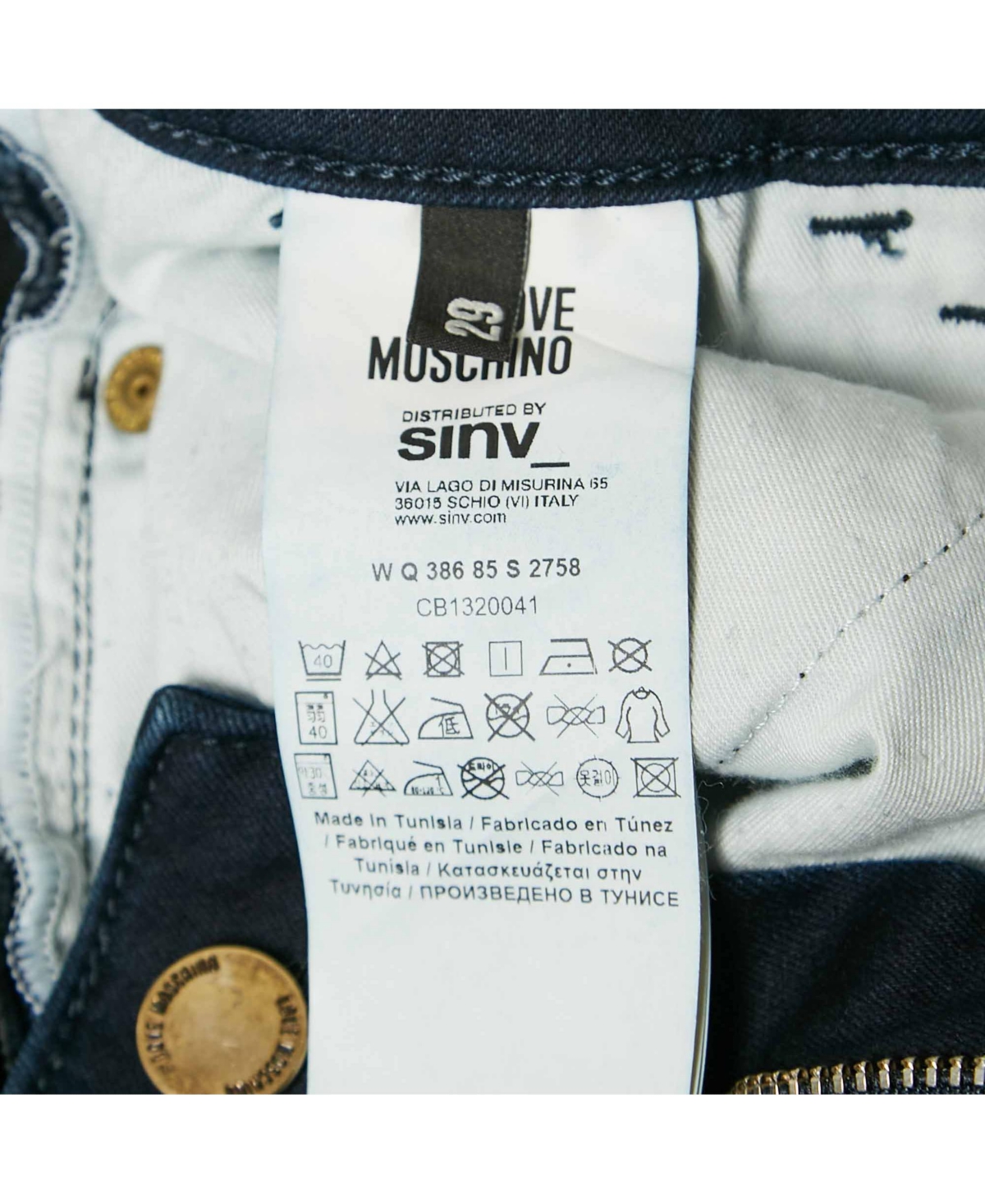 Pre-Owned Love Moschino Women's Ripped Denim Skinny Jeans