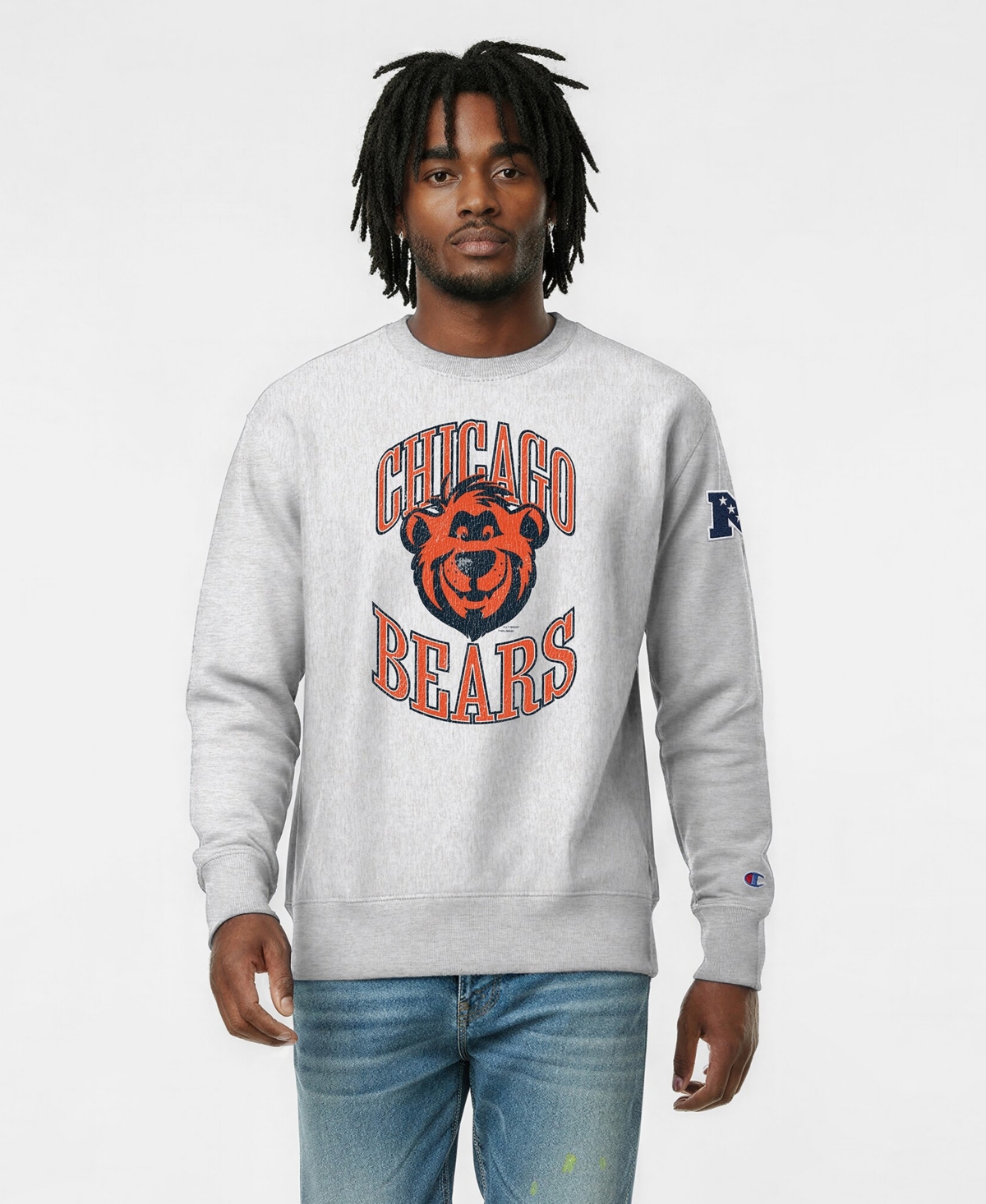 Champion Men's Silver Chicago Bears Disney X Reverse Weave Fleece Crewneck Sweatshirt