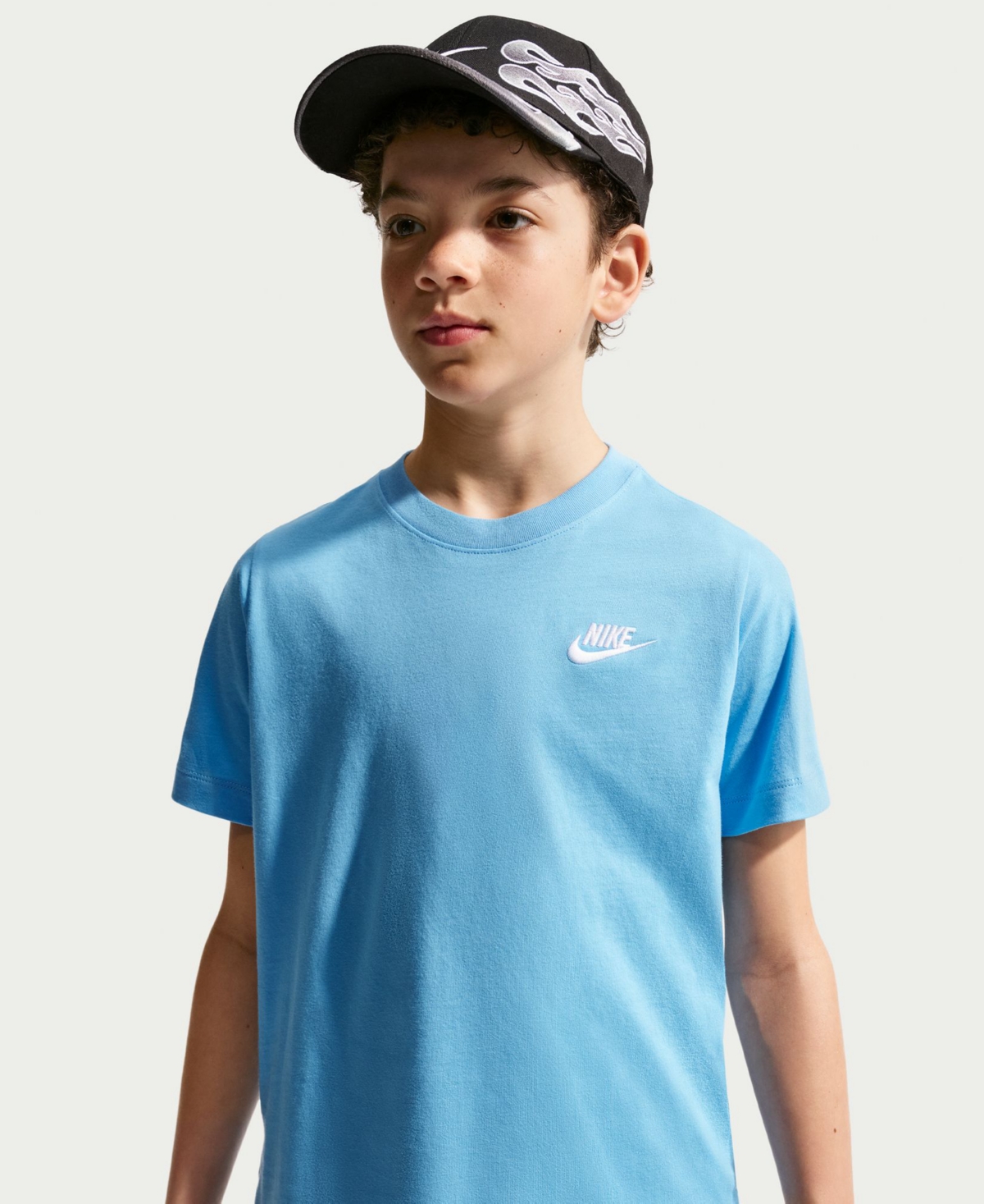 Sportswear Embroidered Logo Graphic T-Shirt