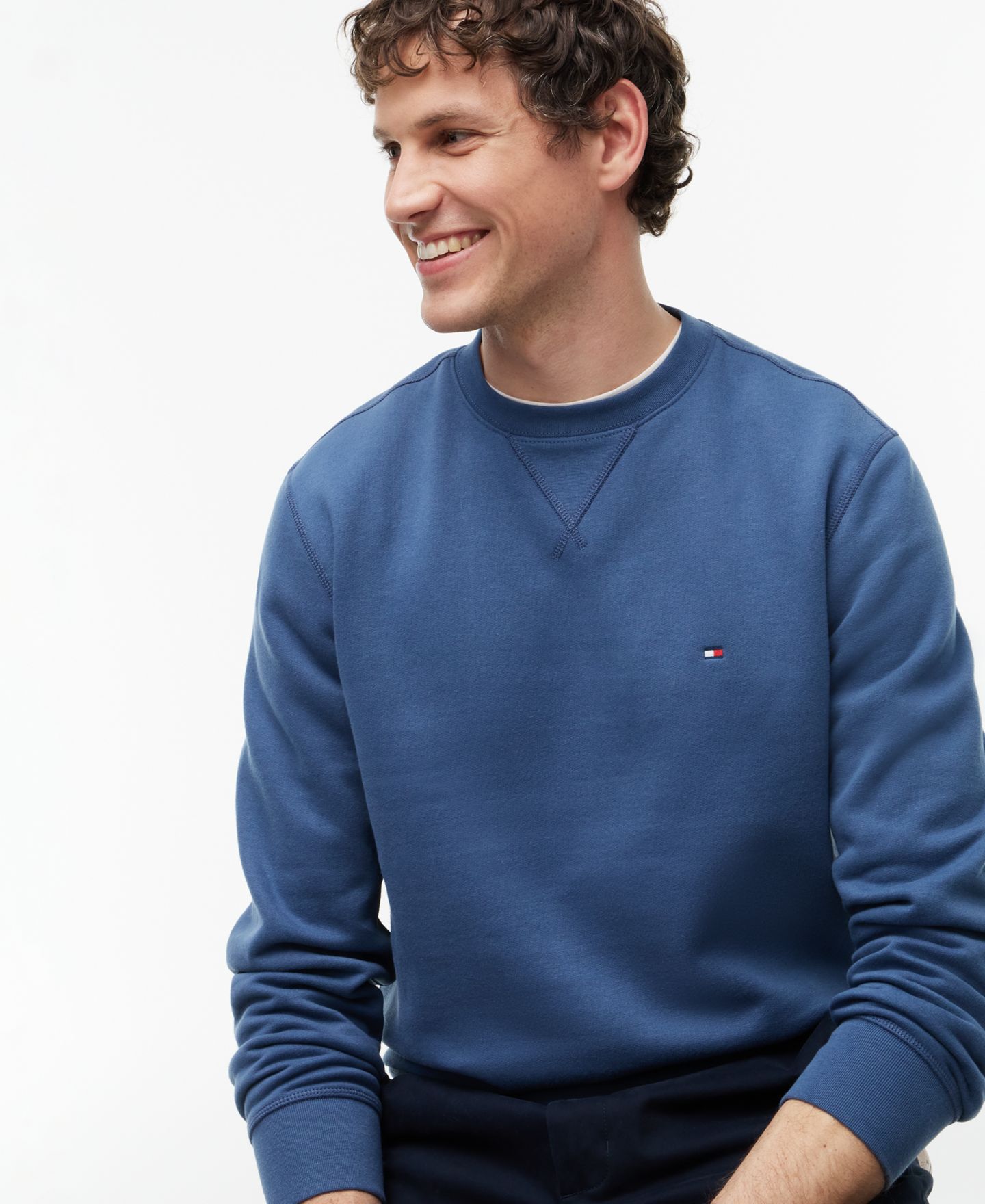 Мужские толстовки Tommy Hilfiger Essential Fleece Crewneck Regular-Fit, цвет: Морской — фото 3