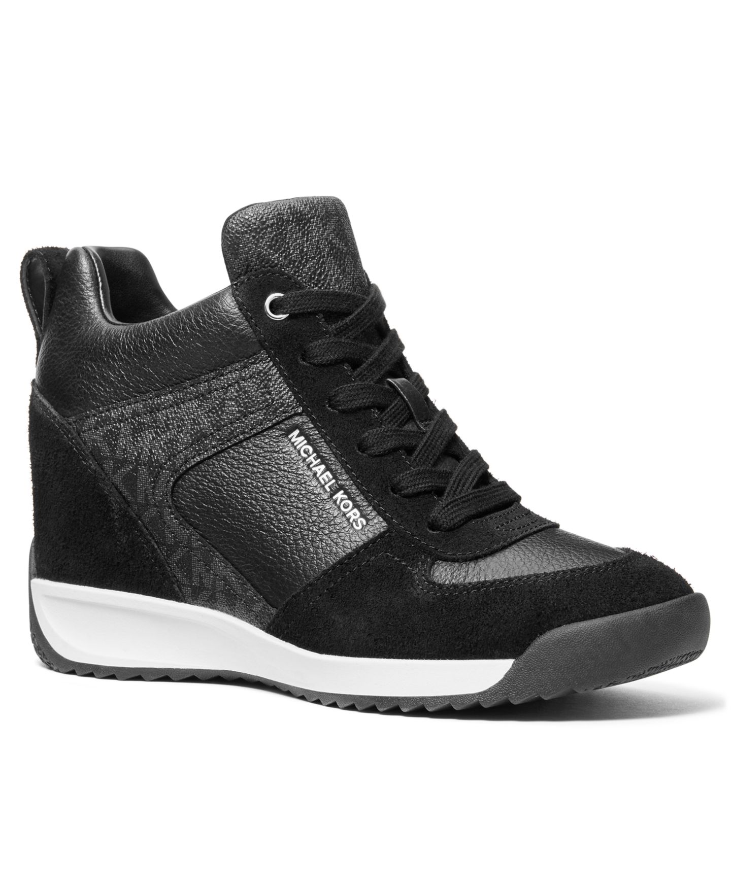 Женские кроссовки Michael Kors Nikko S2 Lace-Up Trainer, цвет: Чёрный замшевый — фото 1