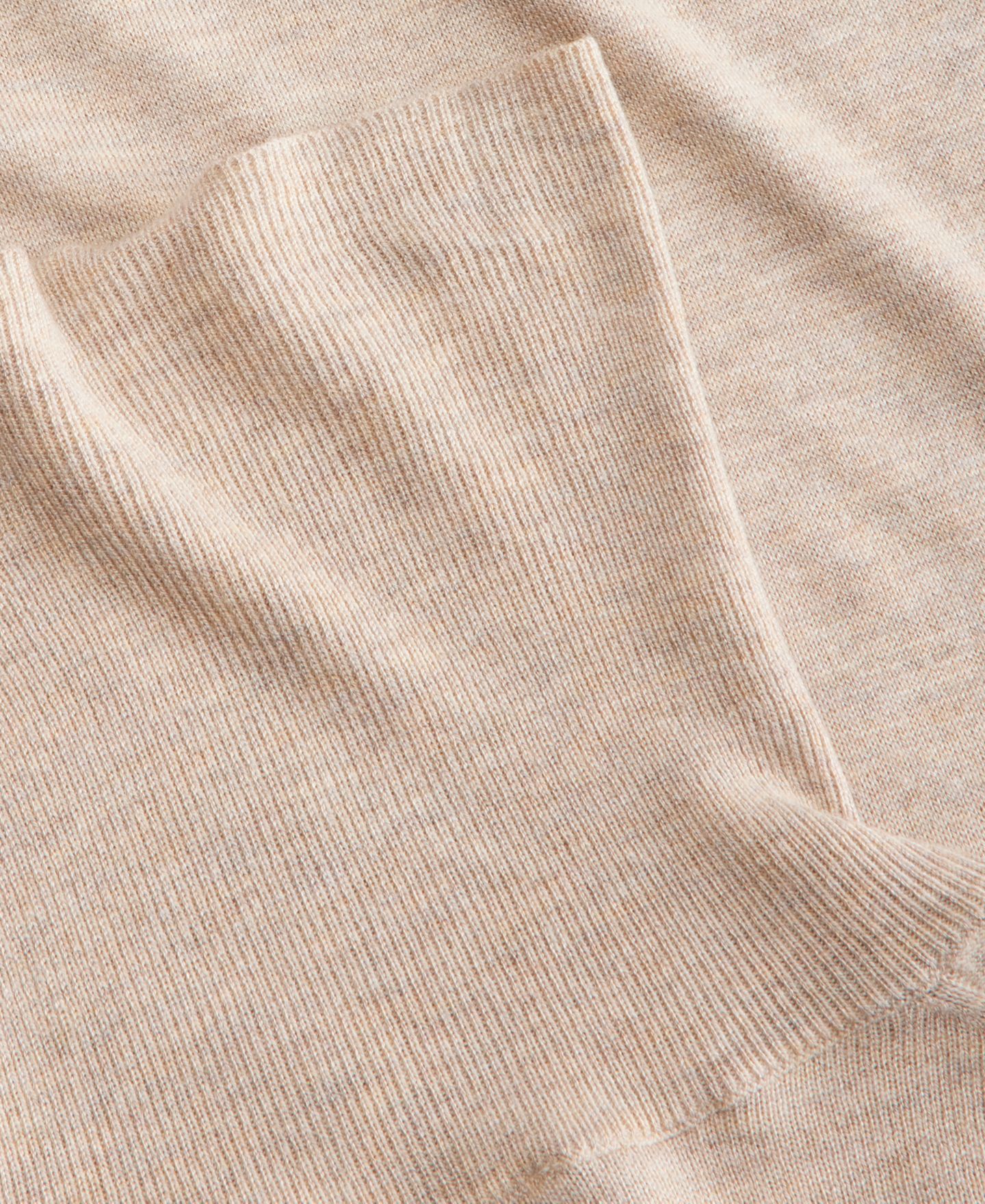 Женский свитер On 34th Fitted Featherweight Turtleneck, цвет: Миндальный кремовый меланжевый — фото 4
