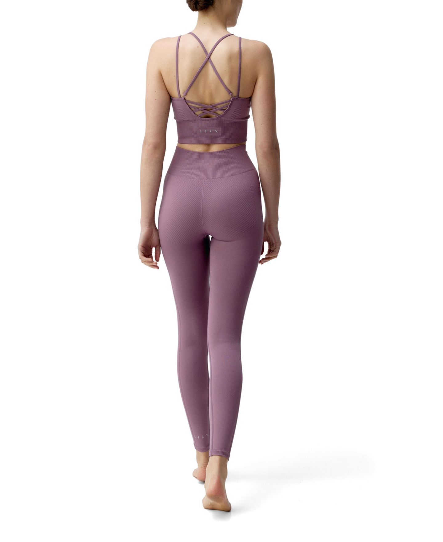Женский топ Born Living Yoga India Medium Support Seamless Sport, цвет: Amatista — фото 6