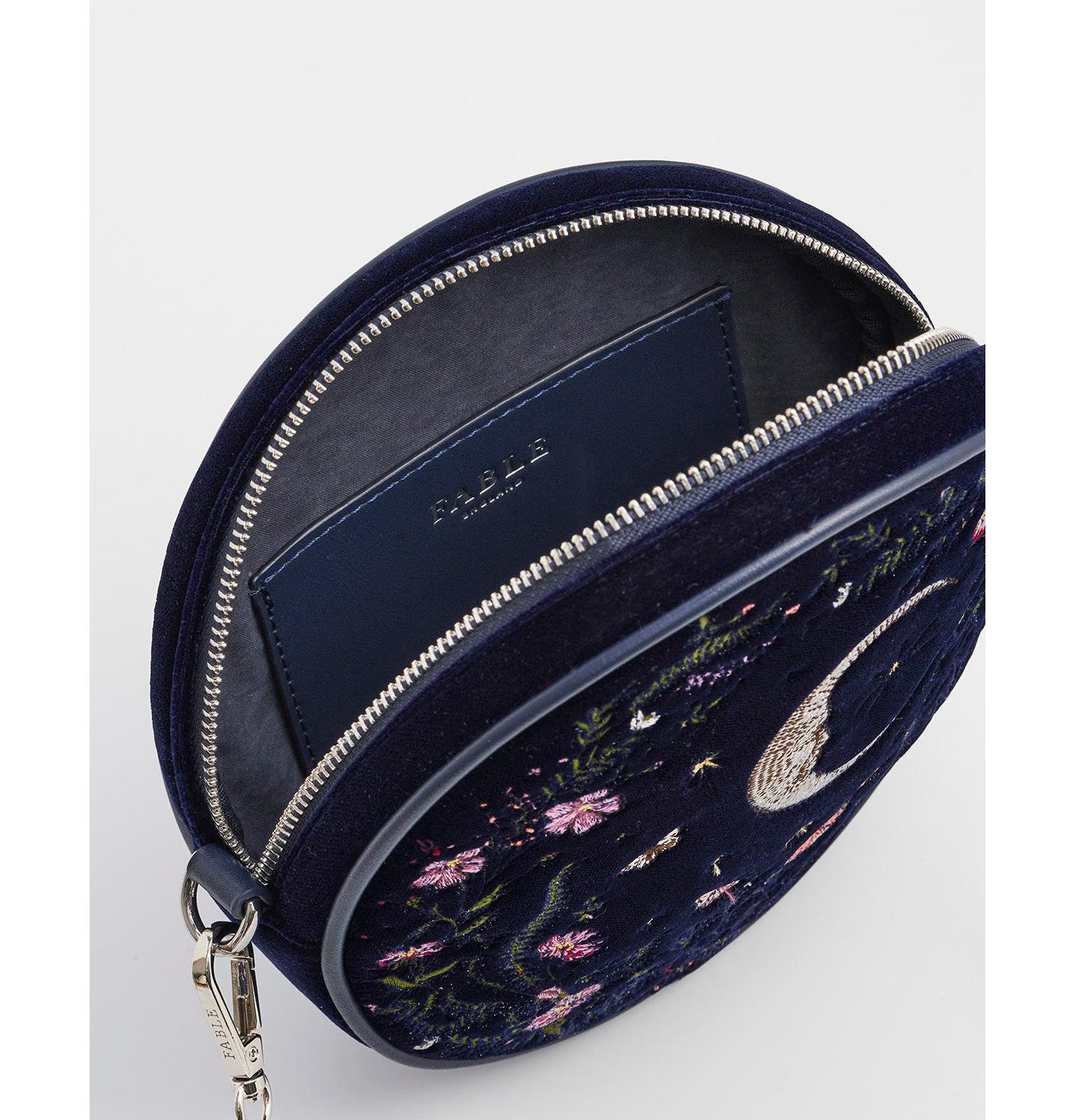 Женская сумка Fable England Chloe Midnight Garden Embroidered Circle, цвет: Тёмно-синий — фото 5